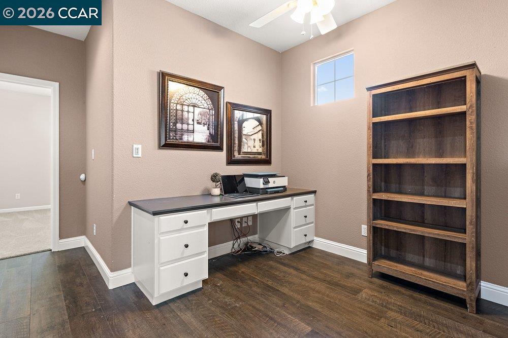 Detail Gallery Image 18 of 40 For 22 Matisse Ct, Oakley,  CA 94561 - 5 Beds | 3 Baths