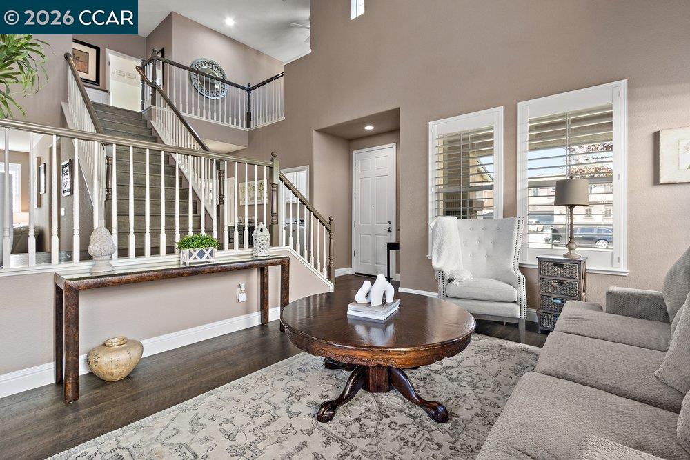 Detail Gallery Image 6 of 40 For 22 Matisse Ct, Oakley,  CA 94561 - 5 Beds | 3 Baths