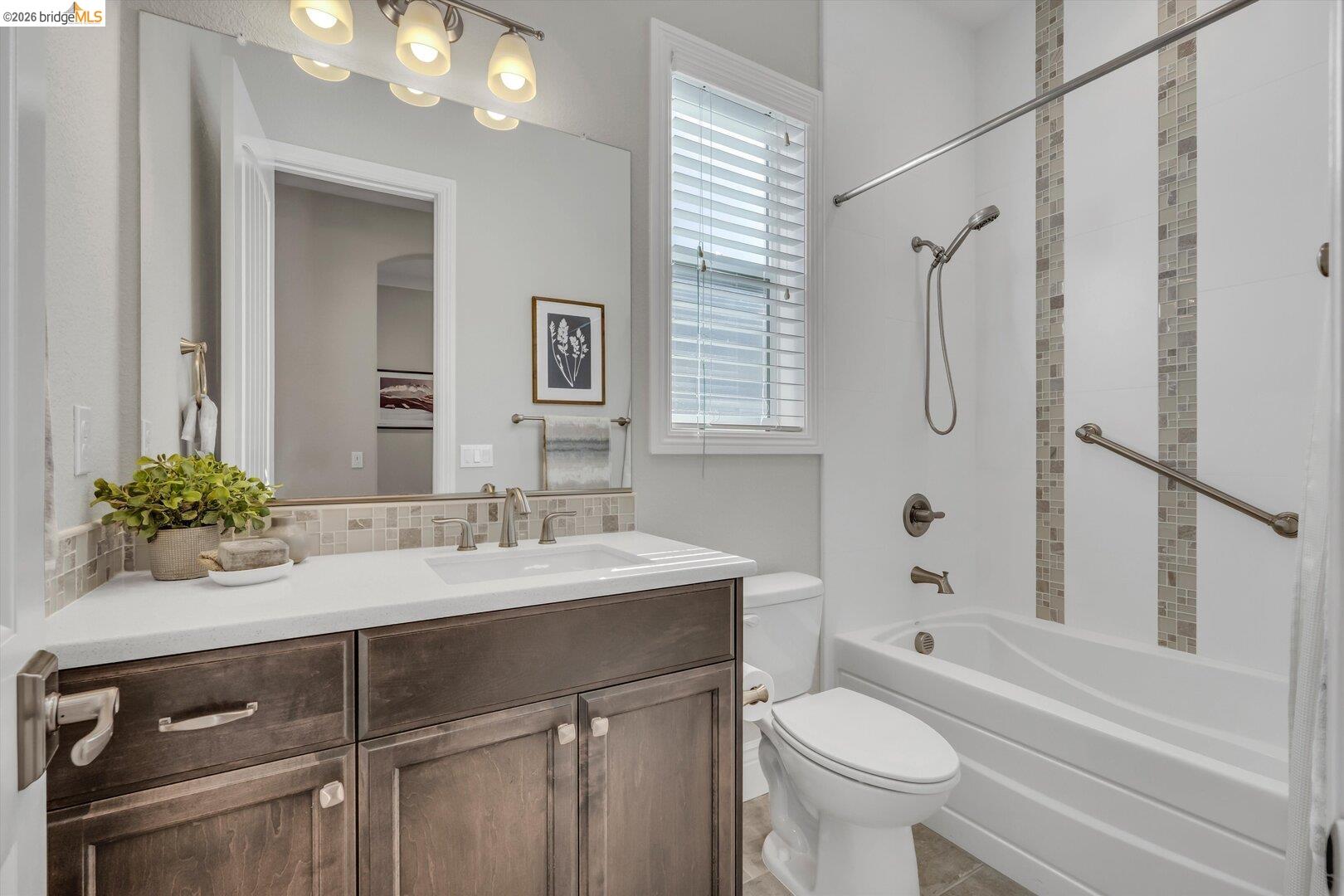 Detail Gallery Image 20 of 39 For 2002 Tempranillo Ln, Brentwood,  CA 94513 - 2 Beds | 2 Baths