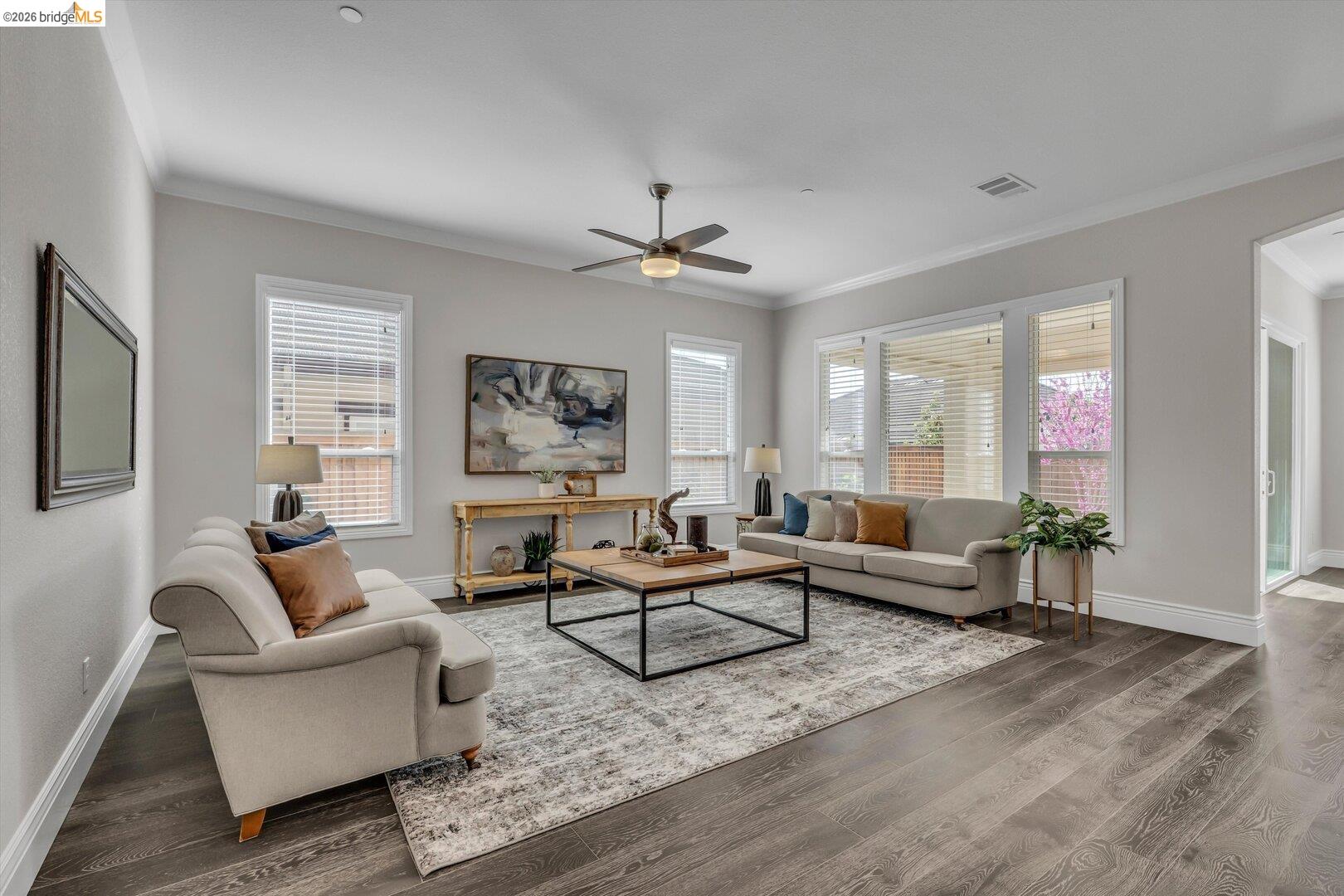 Detail Gallery Image 8 of 39 For 2002 Tempranillo Ln, Brentwood,  CA 94513 - 2 Beds | 2 Baths