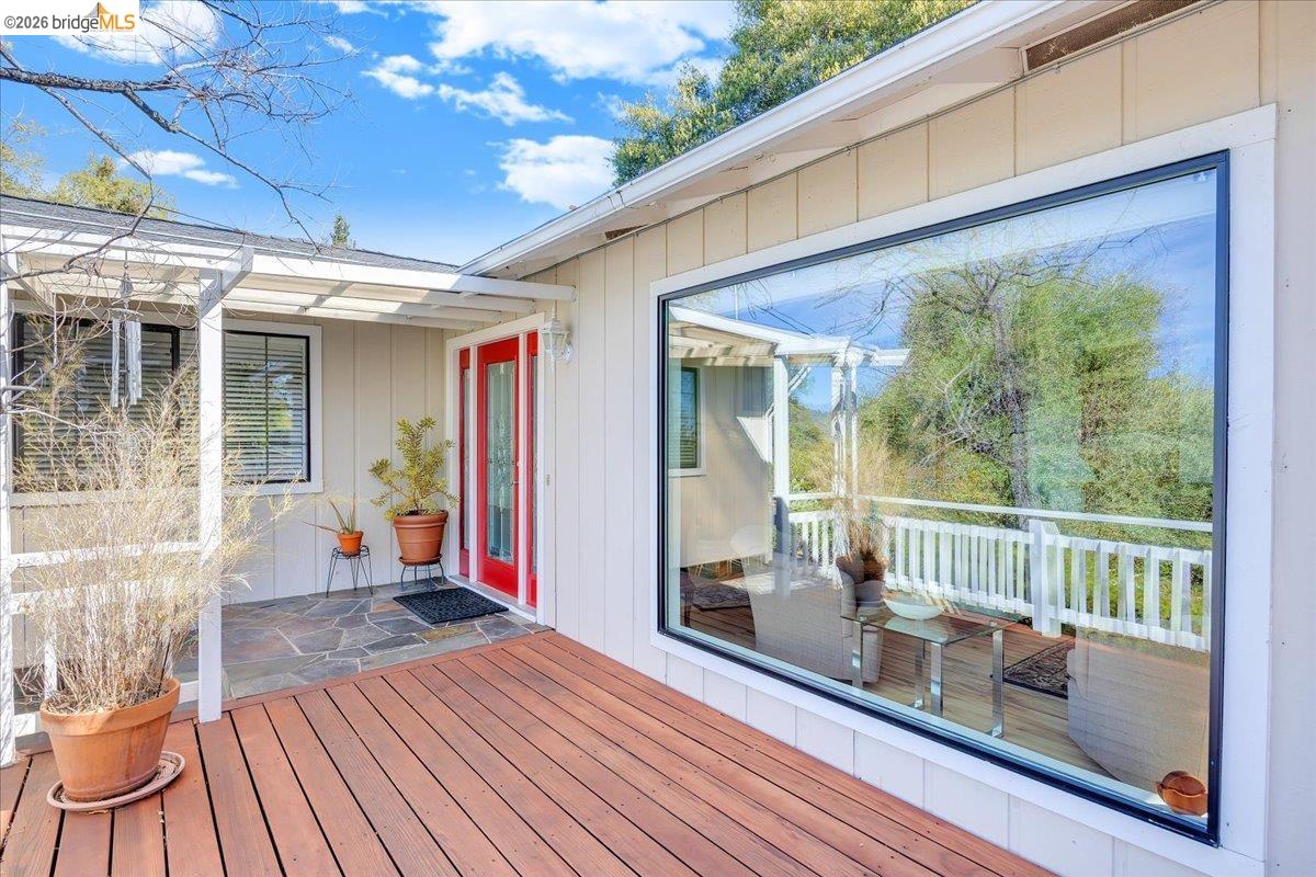 Detail Gallery Image 4 of 57 For 20235 Sommette Dr, Sonora,  CA 95370 - 3 Beds | 2 Baths