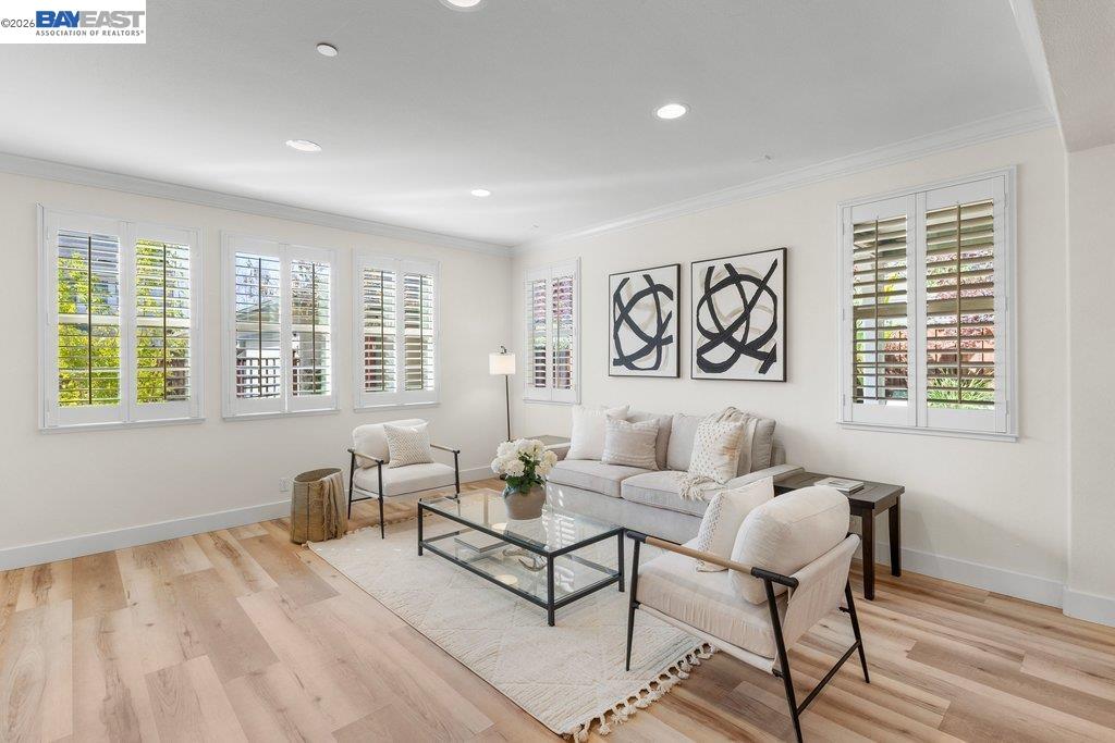 Detail Gallery Image 21 of 46 For 2410 Robinson Cir, Livermore,  CA 94550 - 4 Beds | 3 Baths