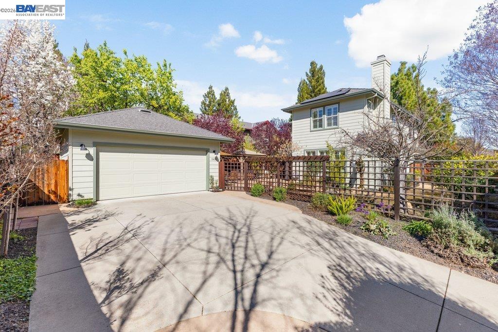 Detail Gallery Image 39 of 46 For 2410 Robinson Cir, Livermore,  CA 94550 - 4 Beds | 3 Baths