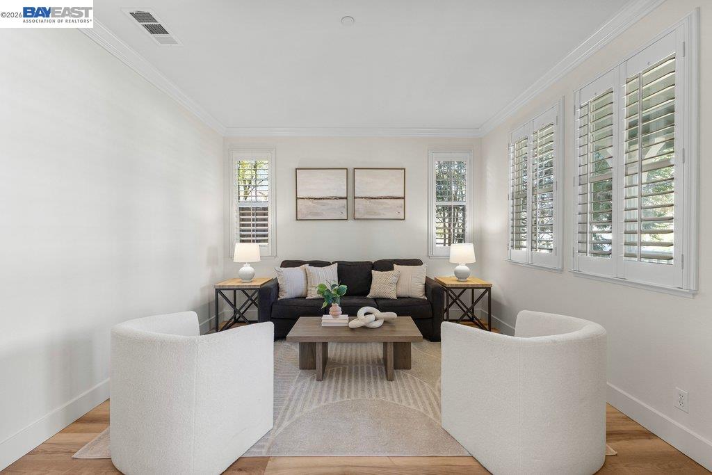 Detail Gallery Image 8 of 46 For 2410 Robinson Cir, Livermore,  CA 94550 - 4 Beds | 3 Baths