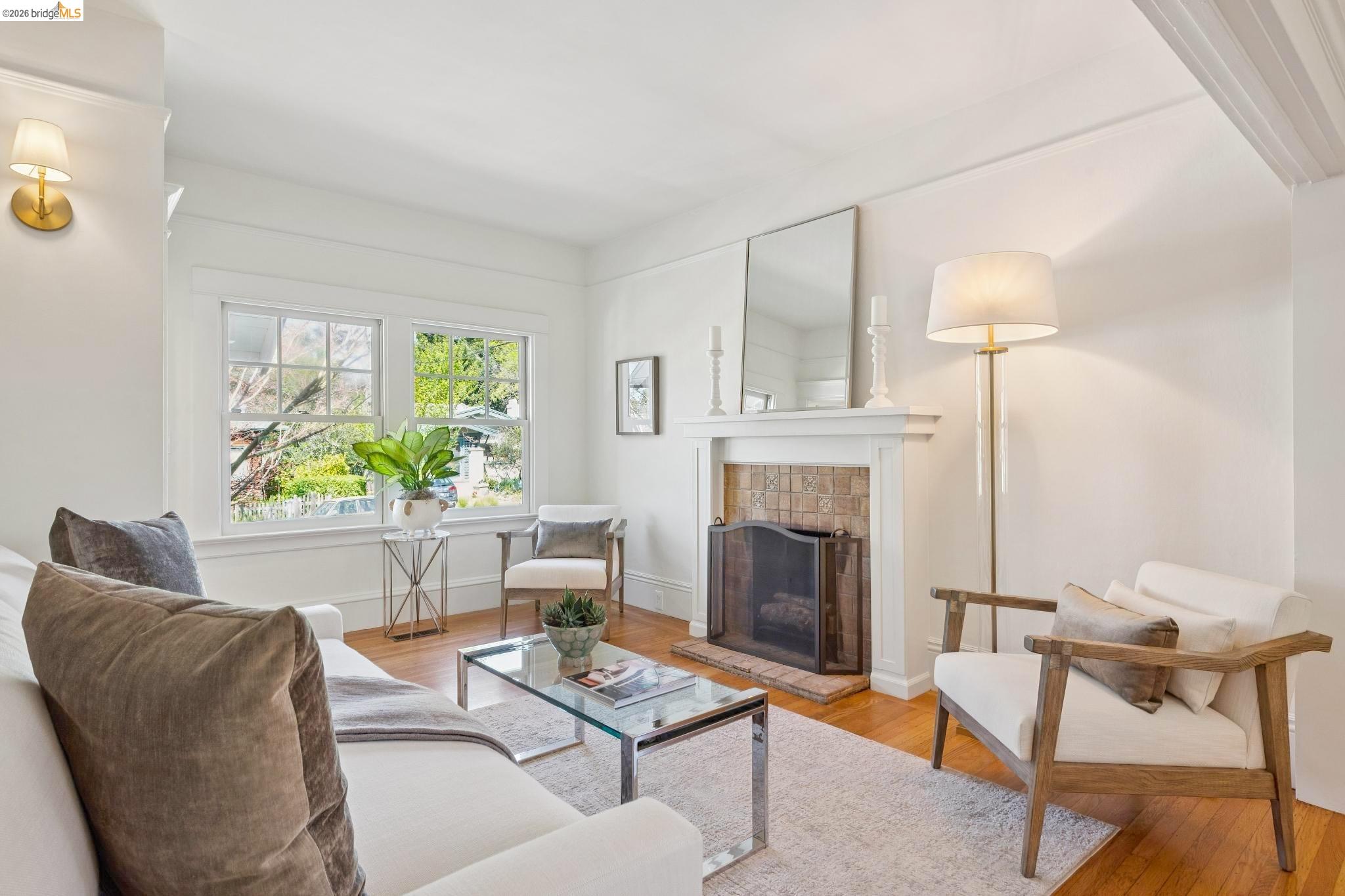 Detail Gallery Image 10 of 47 For 1808 Cedar St, Berkeley,  CA 94703 - 2 Beds | 1 Baths