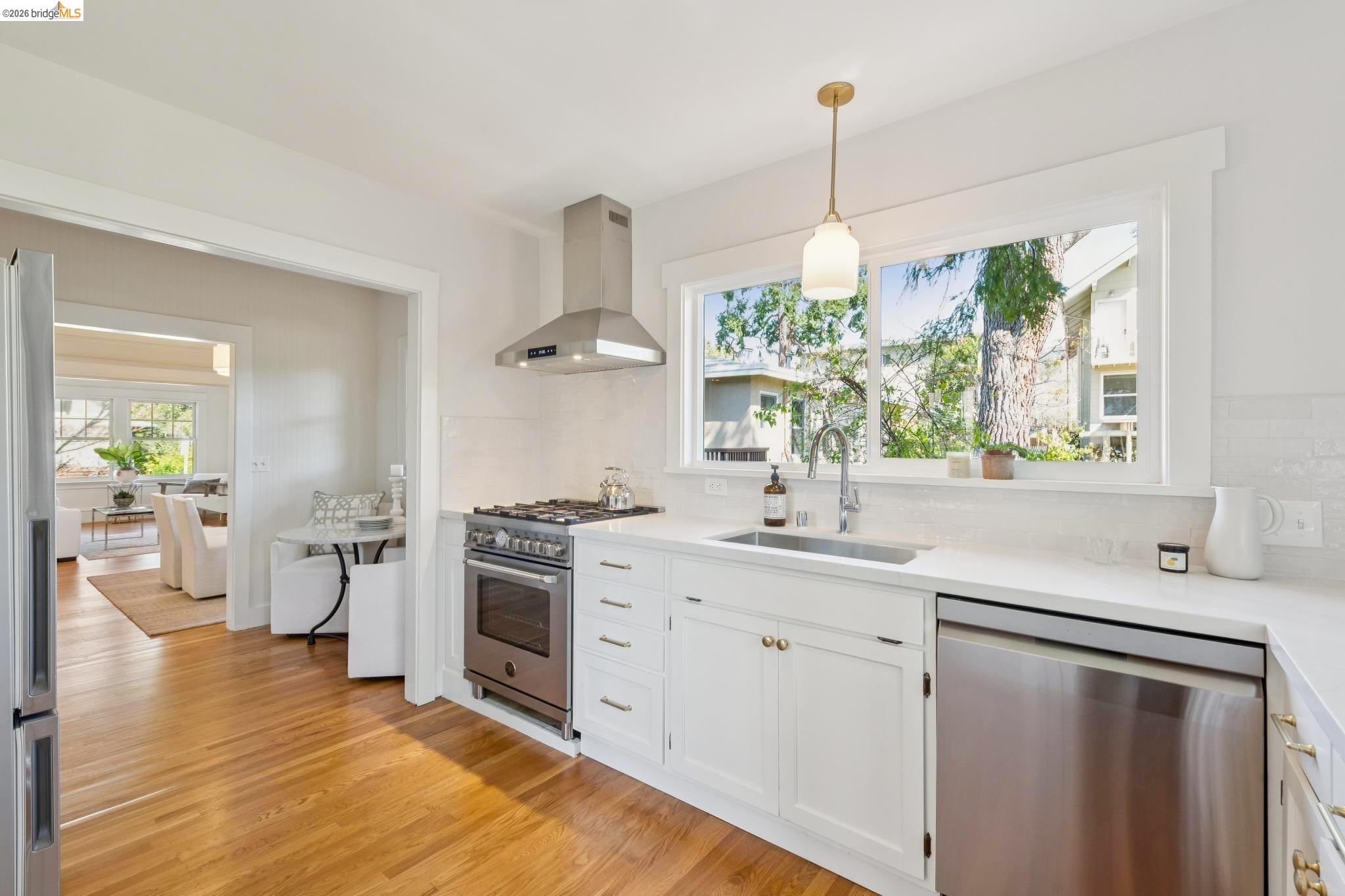 Detail Gallery Image 27 of 47 For 1808 Cedar St, Berkeley,  CA 94703 - 2 Beds | 1 Baths