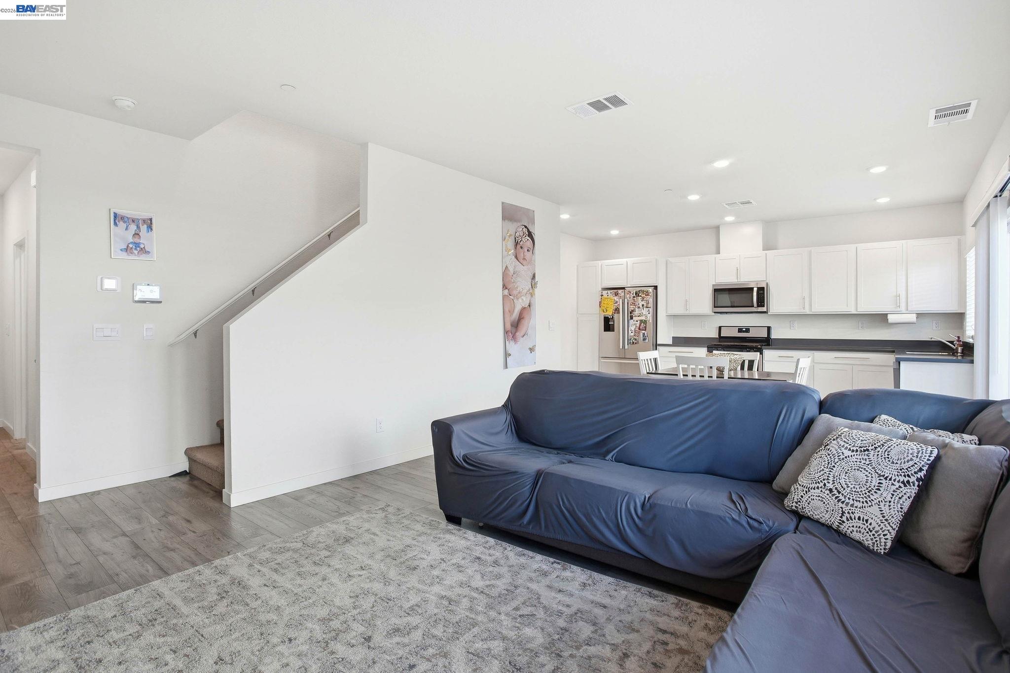 Detail Gallery Image 6 of 46 For 1385 Matlack St, Lincoln,  CA 95648 - 4 Beds | 2/1 Baths