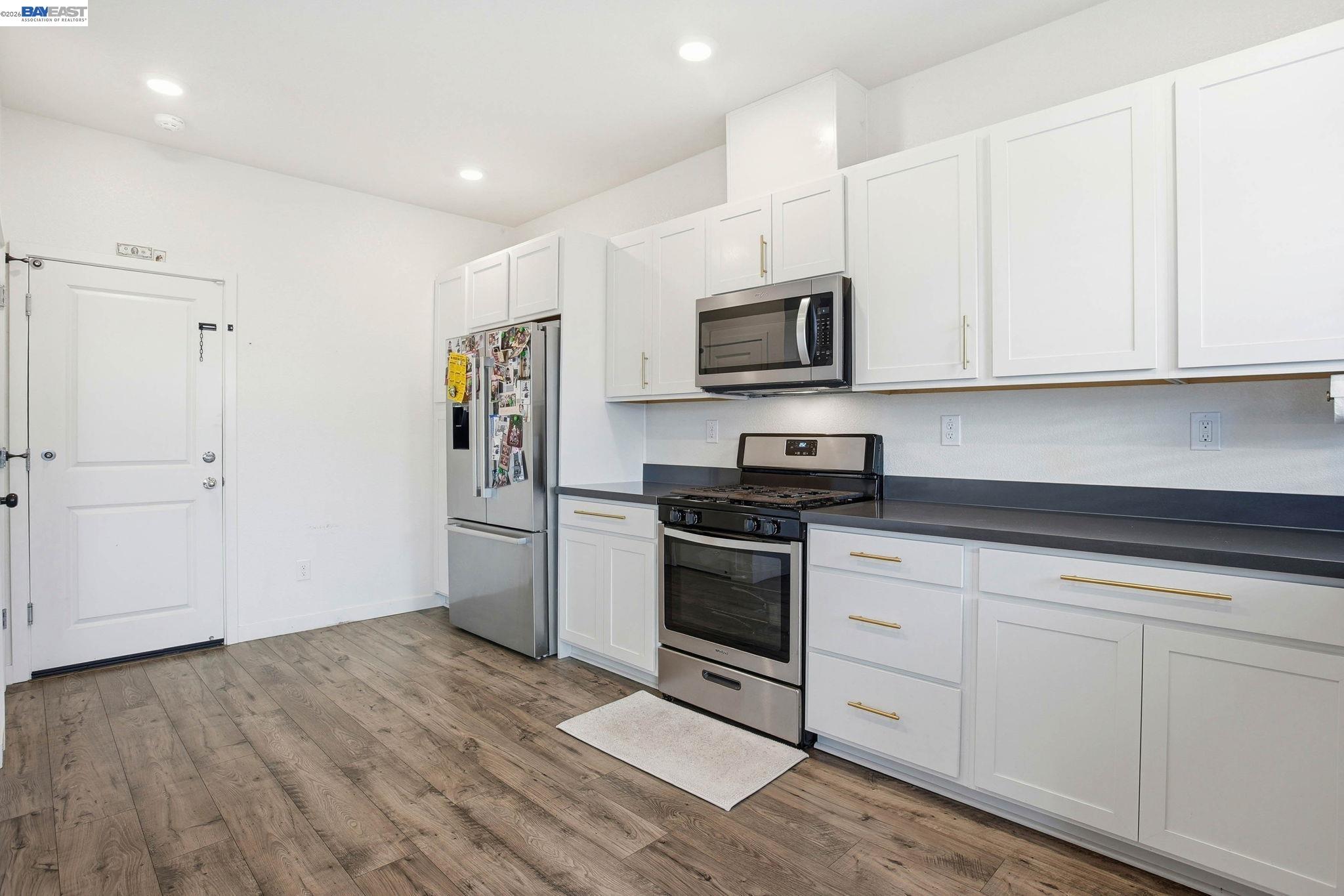 Detail Gallery Image 9 of 46 For 1385 Matlack St, Lincoln,  CA 95648 - 4 Beds | 2/1 Baths