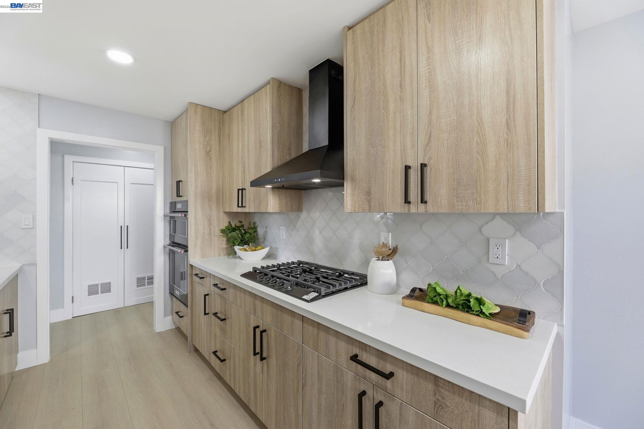 Detail Gallery Image 13 of 33 For 35926 Newark Blvd, Newark,  CA 94560 - 3 Beds | 2 Baths