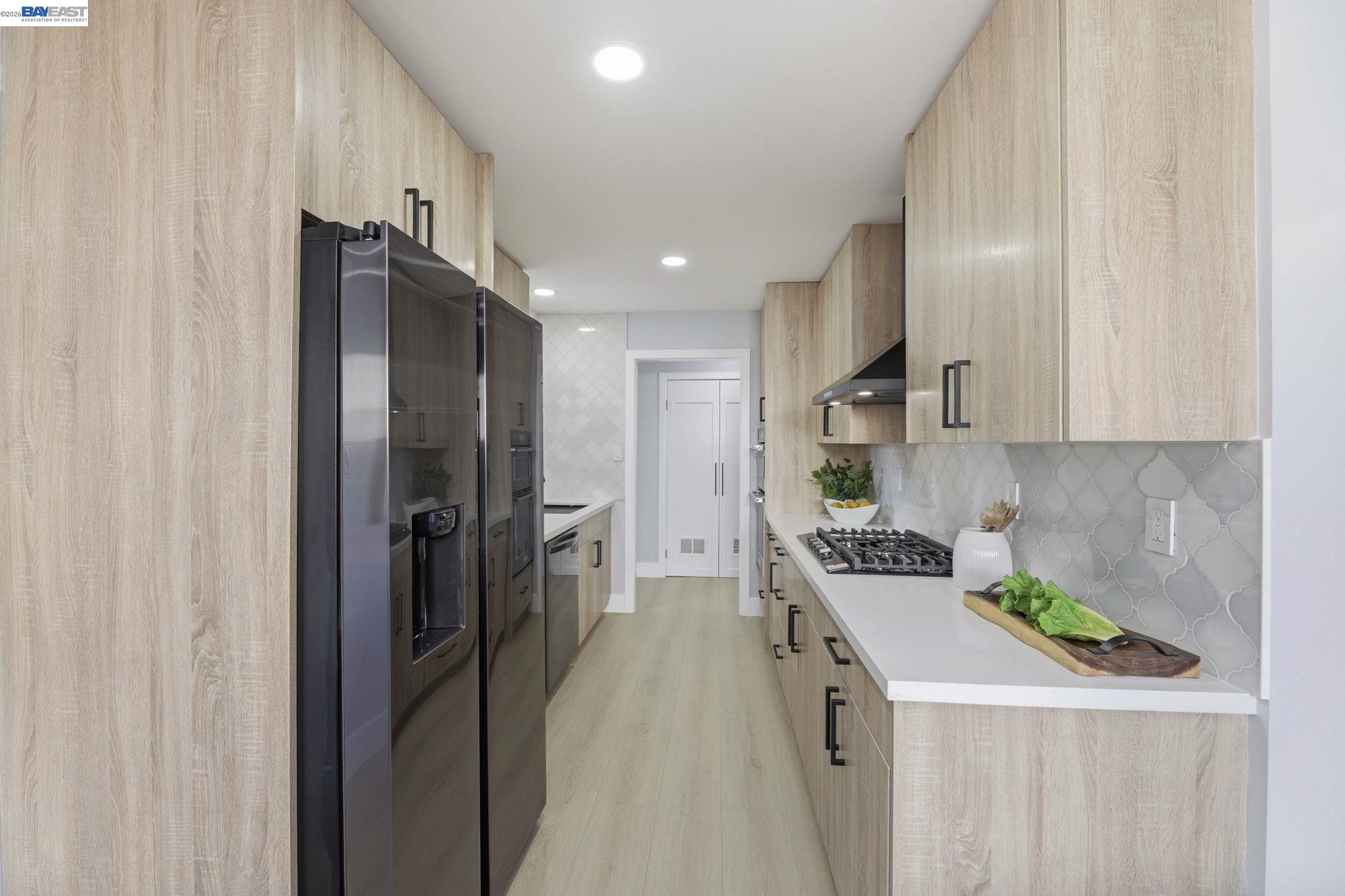 Detail Gallery Image 15 of 33 For 35926 Newark Blvd, Newark,  CA 94560 - 3 Beds | 2 Baths