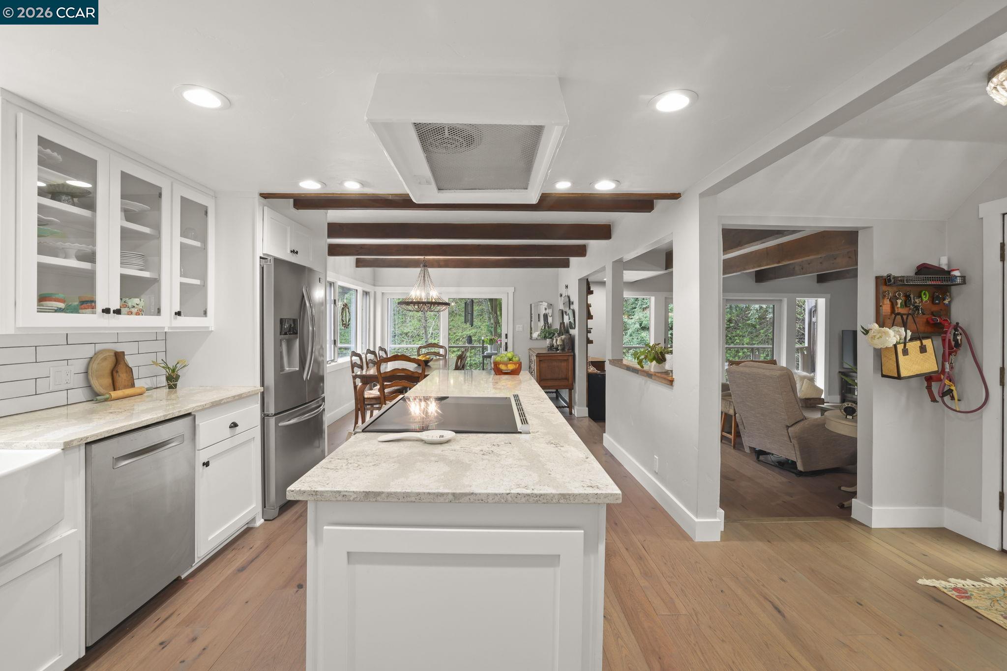 Detail Gallery Image 12 of 44 For 5461 Alhambra Valley Rd, Martinez,  CA 94553 - 3 Beds | 2 Baths