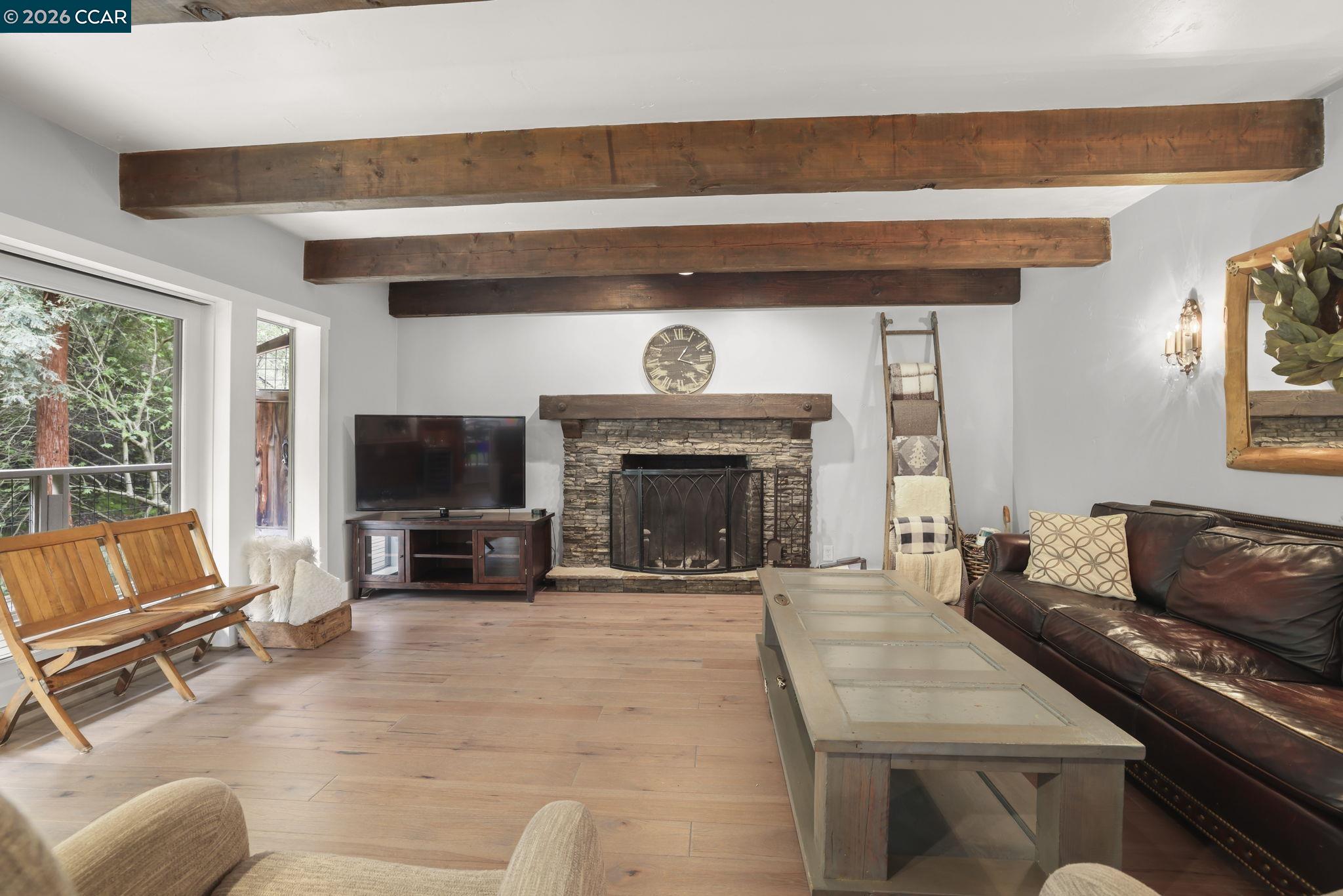 Detail Gallery Image 17 of 44 For 5461 Alhambra Valley Rd, Martinez,  CA 94553 - 3 Beds | 2 Baths