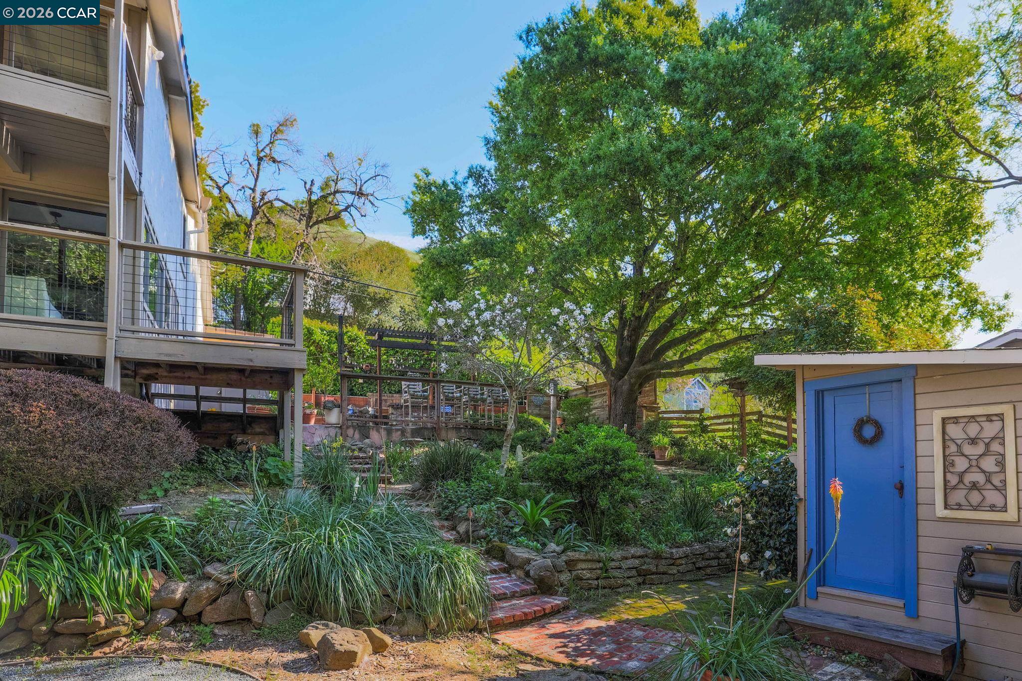 Detail Gallery Image 36 of 44 For 5461 Alhambra Valley Rd, Martinez,  CA 94553 - 3 Beds | 2 Baths