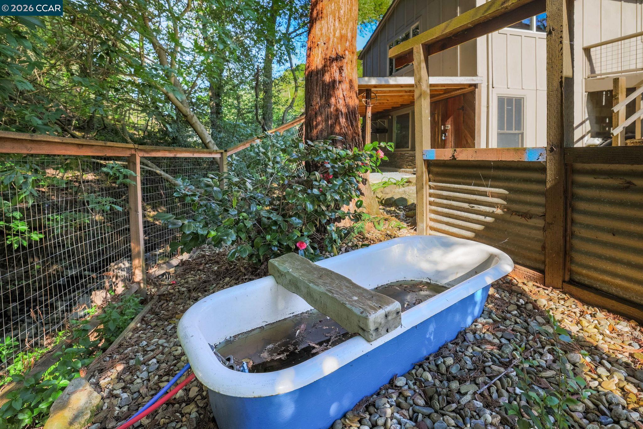 Detail Gallery Image 38 of 44 For 5461 Alhambra Valley Rd, Martinez,  CA 94553 - 3 Beds | 2 Baths