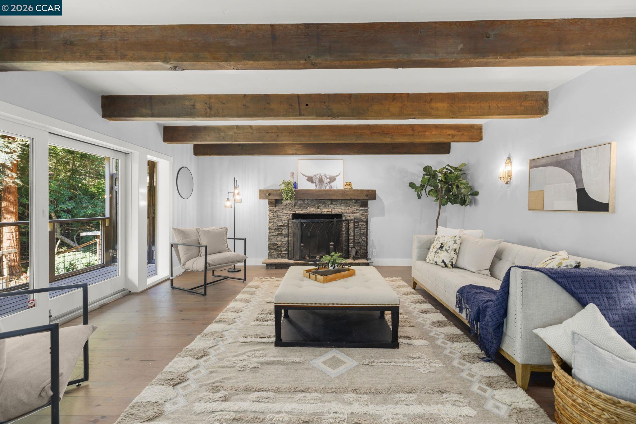 Detail Gallery Image 8 of 44 For 5461 Alhambra Valley Rd, Martinez,  CA 94553 - 3 Beds | 2 Baths