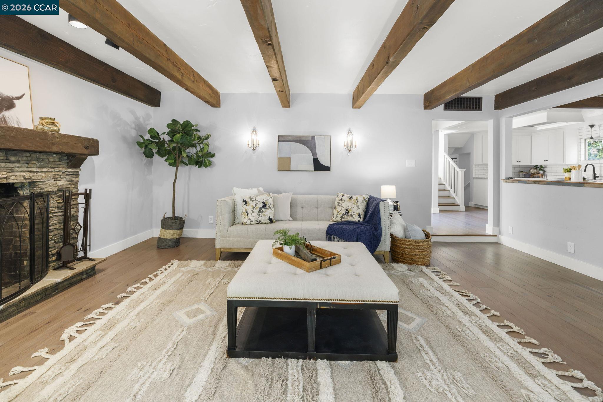 Detail Gallery Image 9 of 44 For 5461 Alhambra Valley Rd, Martinez,  CA 94553 - 3 Beds | 2 Baths