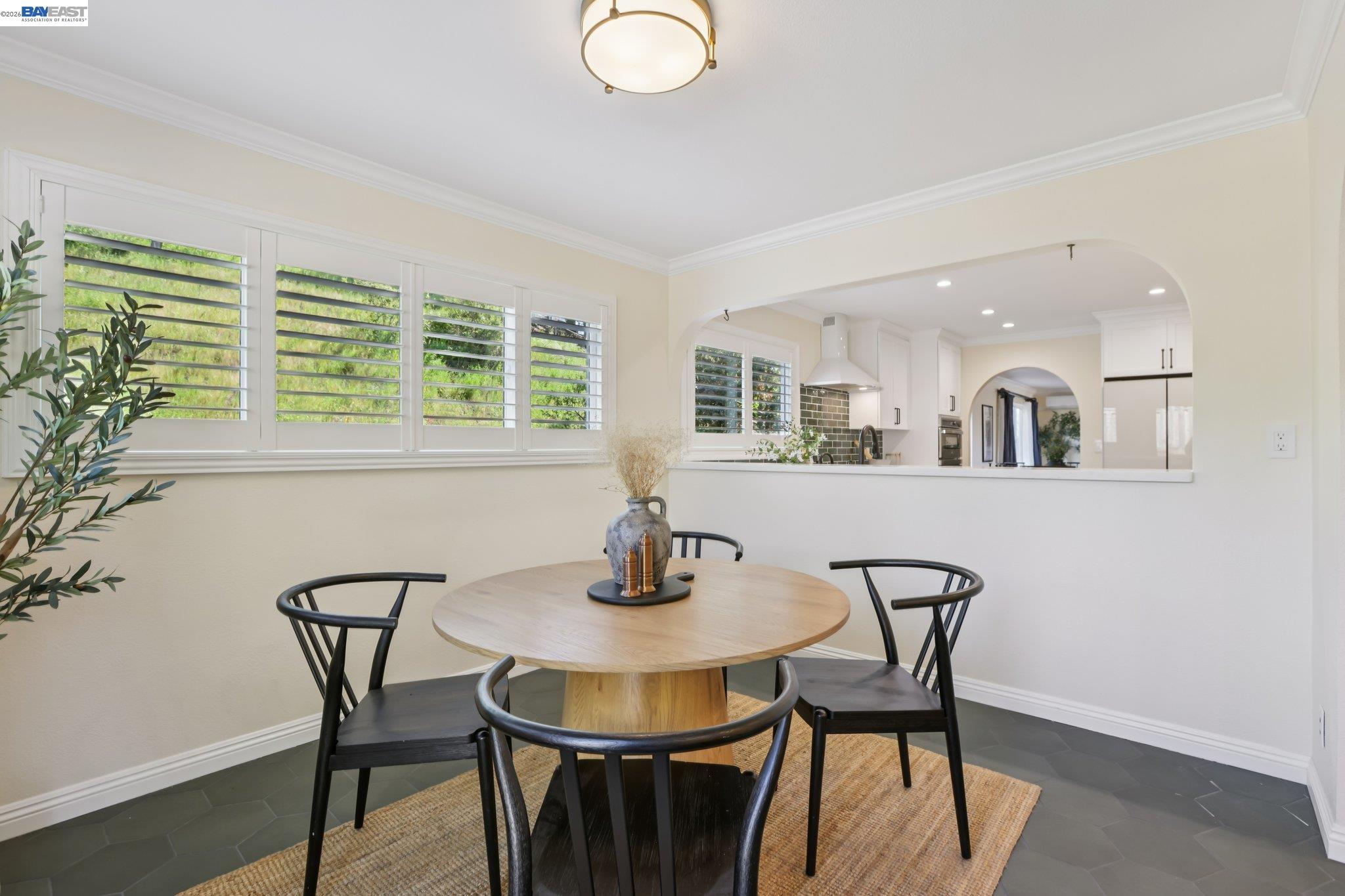 Detail Gallery Image 18 of 58 For 44 Lariat Ct, Walnut Creek,  CA 94596 - 5 Beds | 3/1 Baths