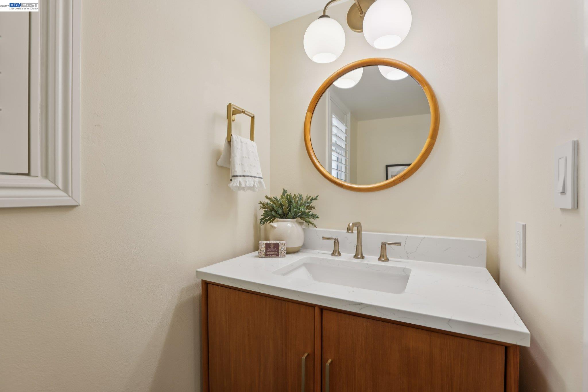 Detail Gallery Image 25 of 58 For 44 Lariat Ct, Walnut Creek,  CA 94596 - 5 Beds | 3/1 Baths