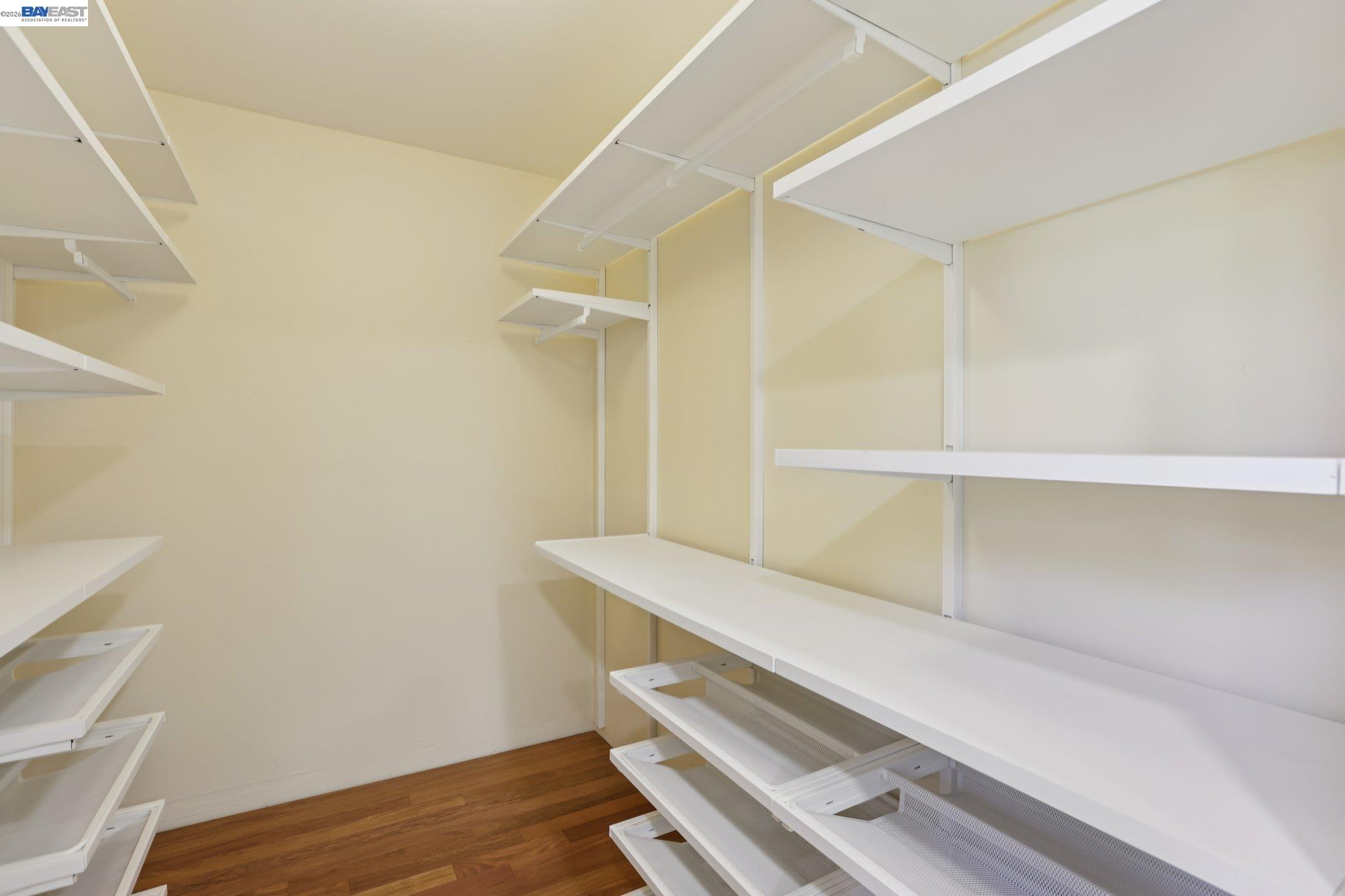 Detail Gallery Image 39 of 58 For 44 Lariat Ct, Walnut Creek,  CA 94596 - 5 Beds | 3/1 Baths