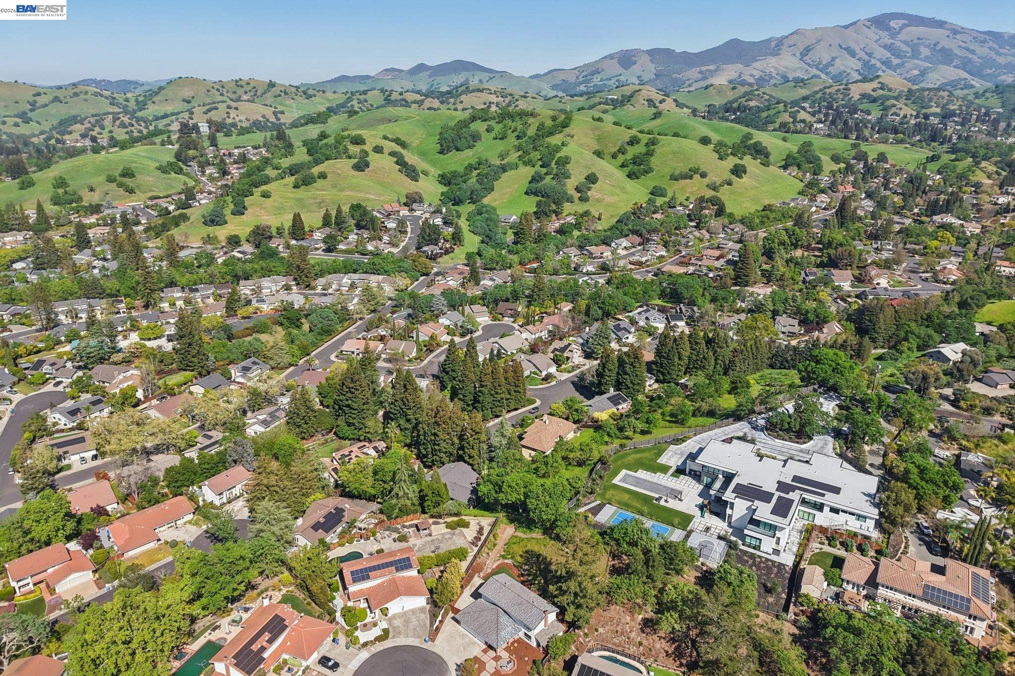 Detail Gallery Image 53 of 58 For 44 Lariat Ct, Walnut Creek,  CA 94596 - 5 Beds | 3/1 Baths