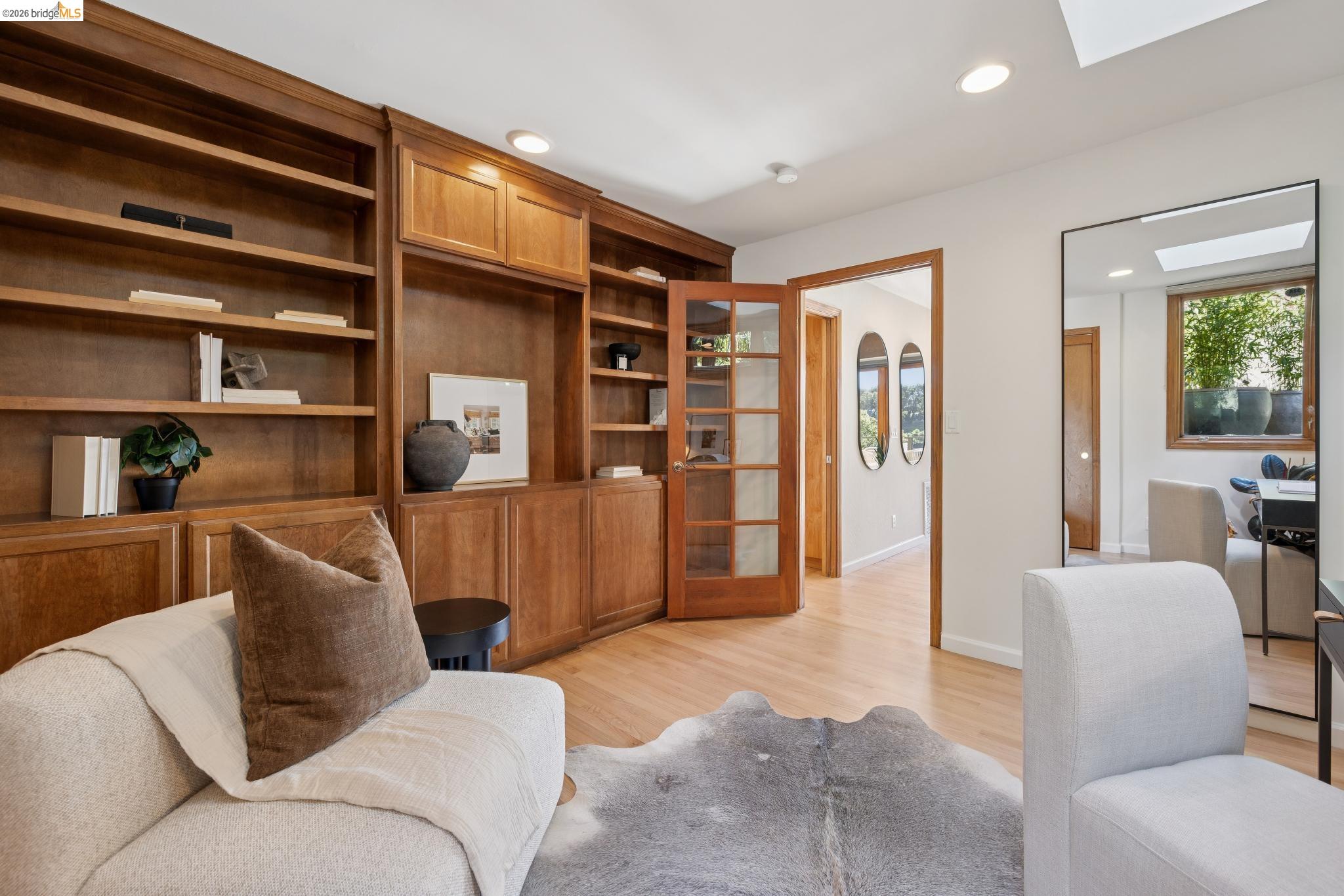Detail Gallery Image 24 of 43 For 5 Abbott Way, Piedmont,  CA 94618 - 4 Beds | 3/1 Baths
