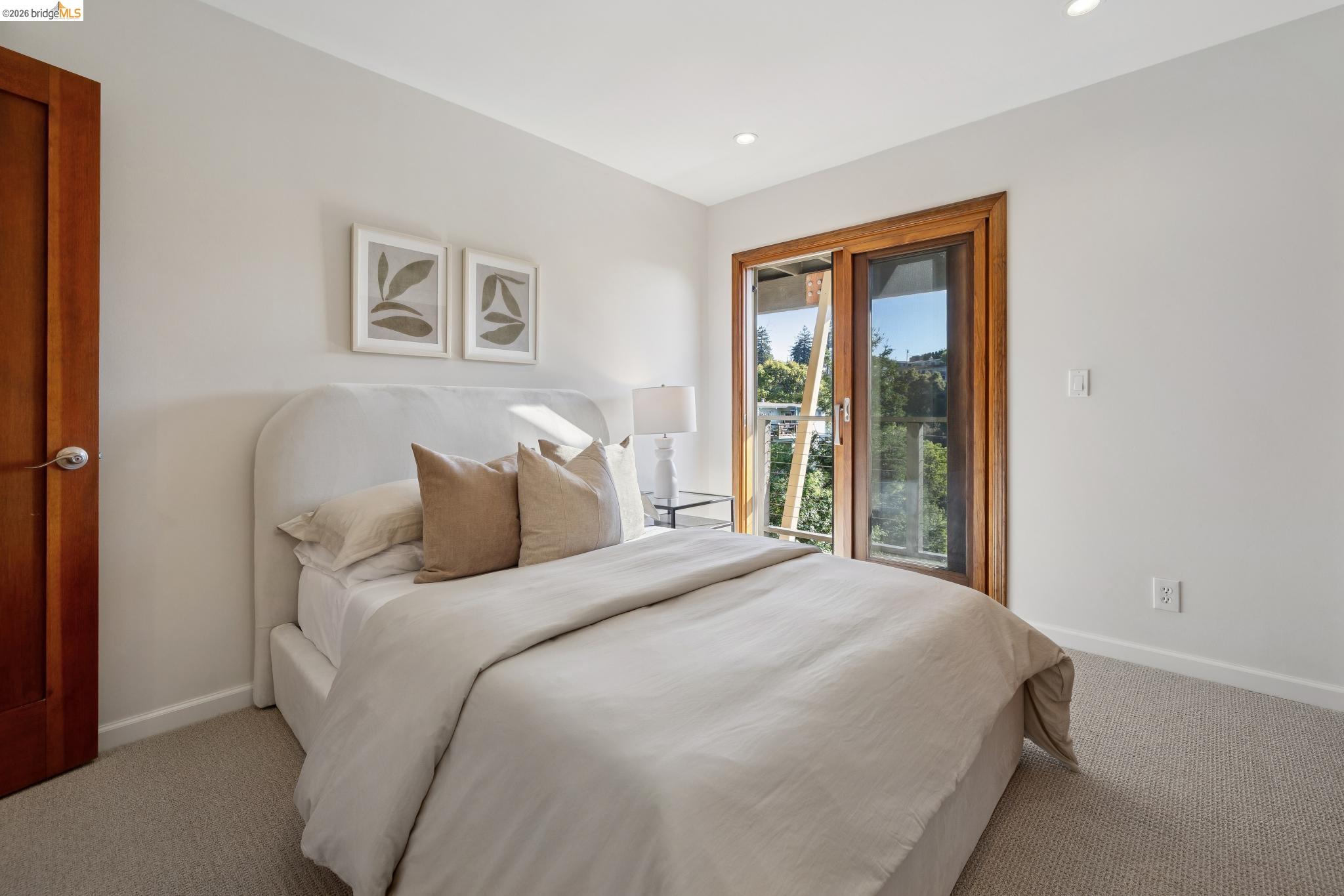 Detail Gallery Image 29 of 44 For 5 Abbott Way, Piedmont,  CA 94618 - 4 Beds | 3/1 Baths