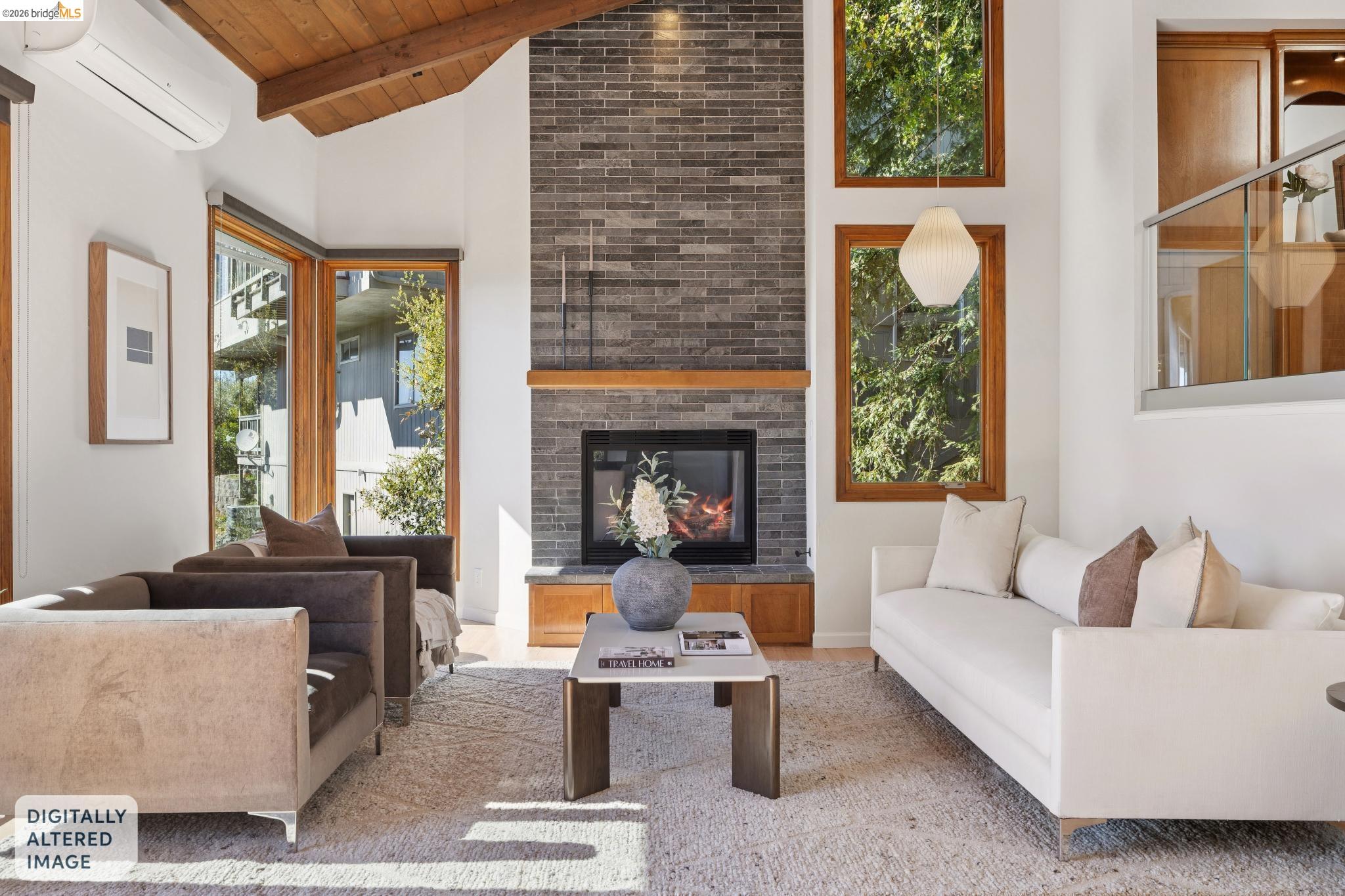 Detail Gallery Image 4 of 43 For 5 Abbott Way, Piedmont,  CA 94618 - 4 Beds | 3/1 Baths