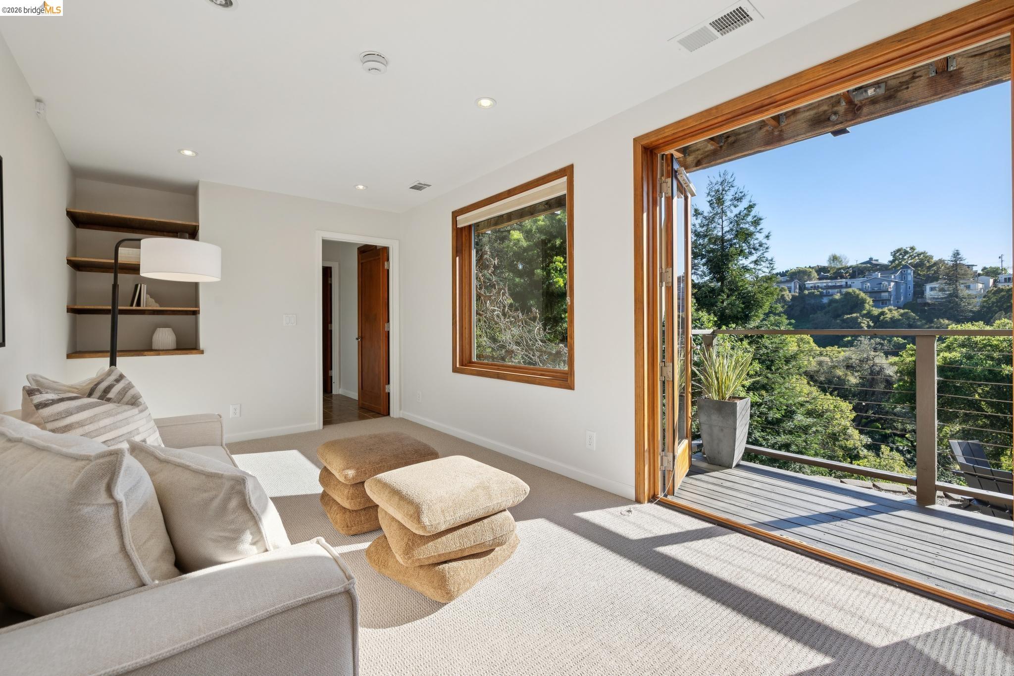 Detail Gallery Image 31 of 43 For 5 Abbott Way, Piedmont,  CA 94618 - 4 Beds | 3/1 Baths