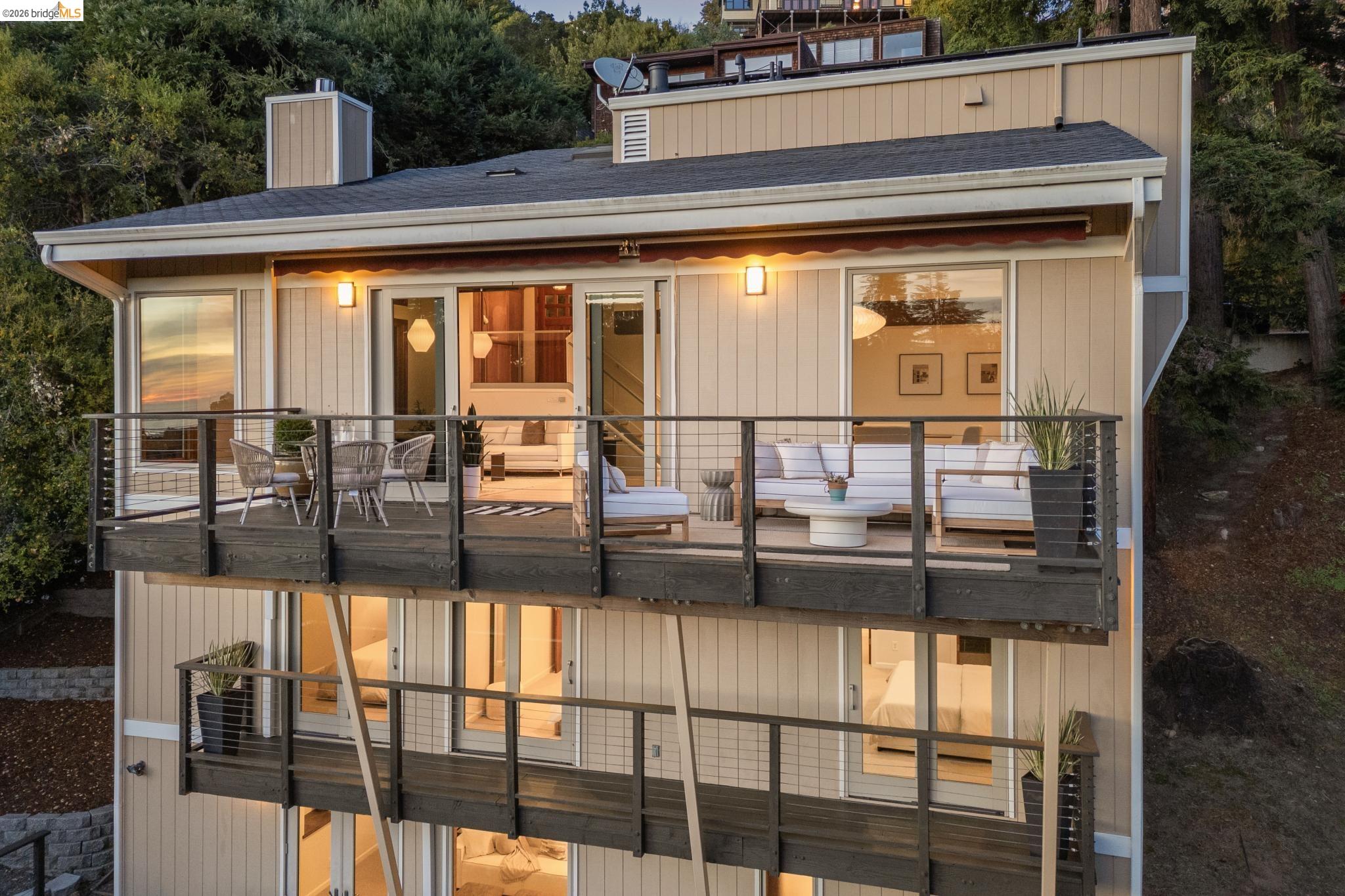 Detail Gallery Image 40 of 45 For 5 Abbott Way, Piedmont,  CA 94618 - 4 Beds | 3/1 Baths