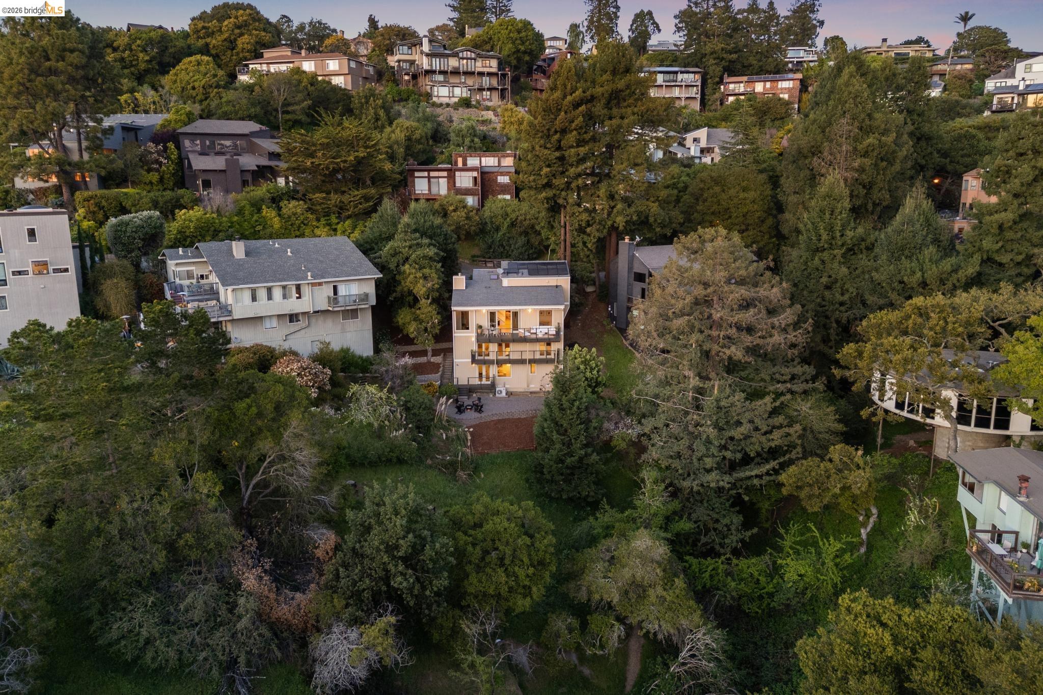 Detail Gallery Image 43 of 44 For 5 Abbott Way, Piedmont,  CA 94618 - 4 Beds | 3/1 Baths