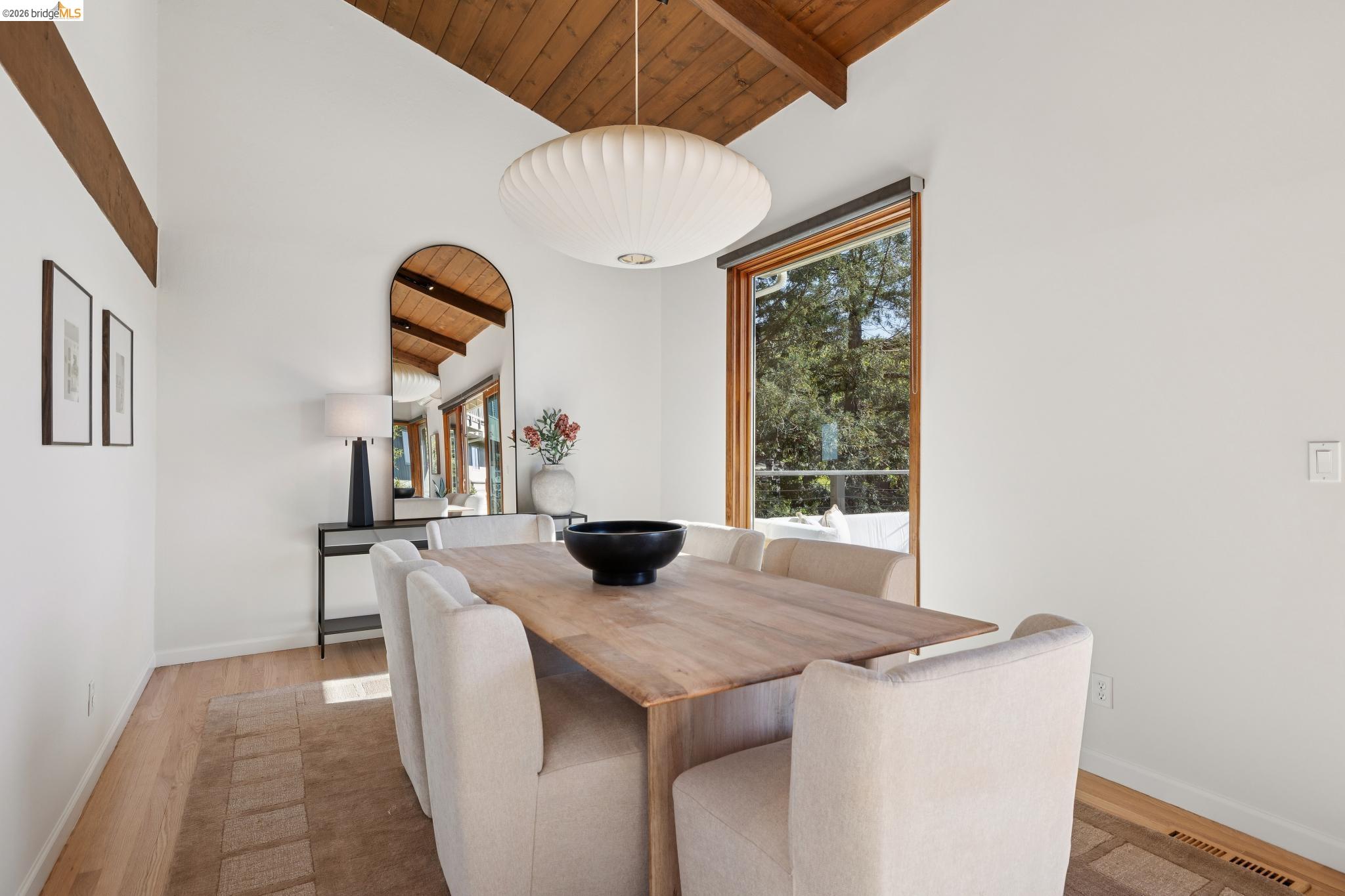 Detail Gallery Image 10 of 44 For 5 Abbott Way, Piedmont,  CA 94618 - 4 Beds | 3/1 Baths