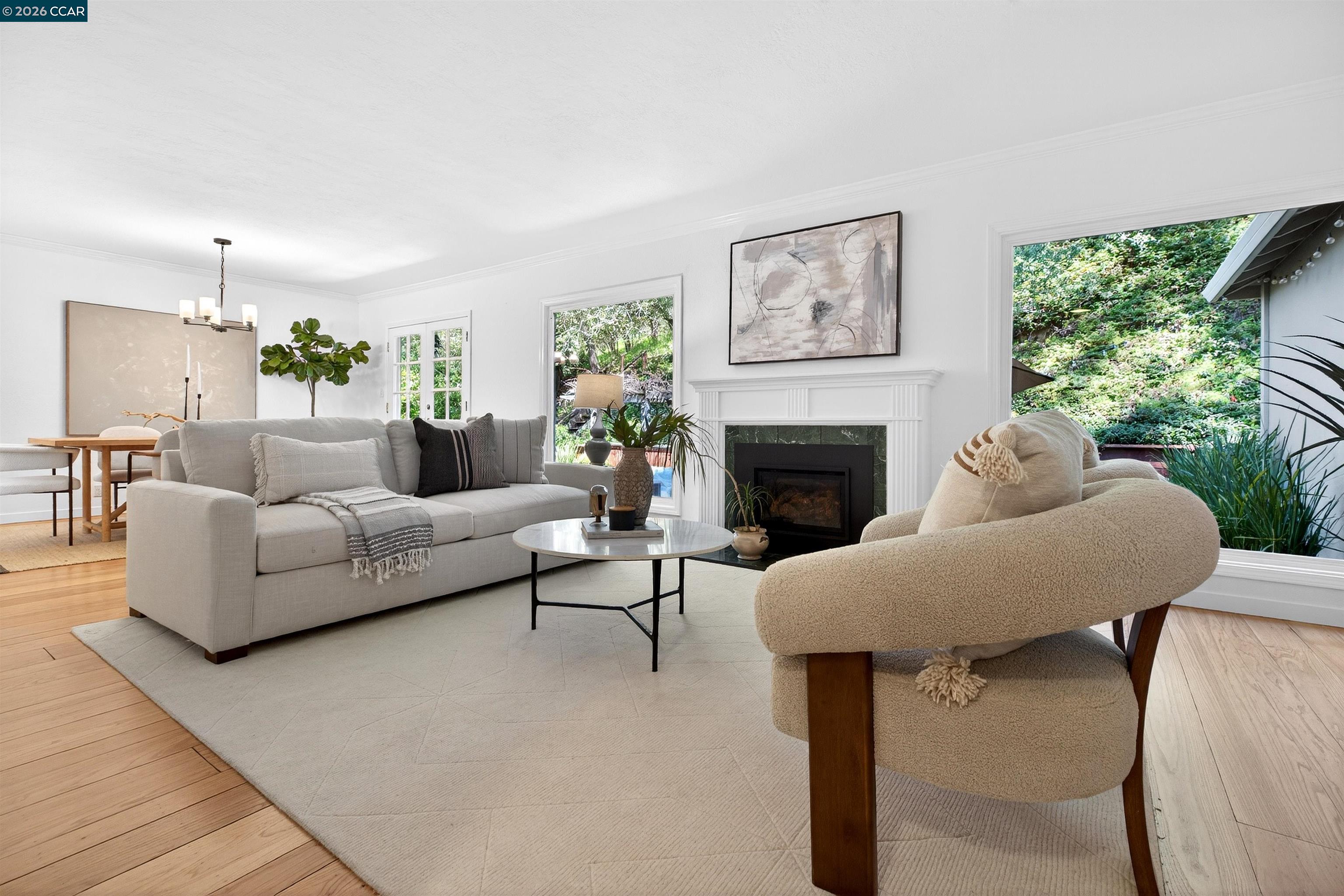 Detail Gallery Image 2 of 24 For 27 Glorietta Ct, Orinda,  CA 94563 - 4 Beds | 3 Baths