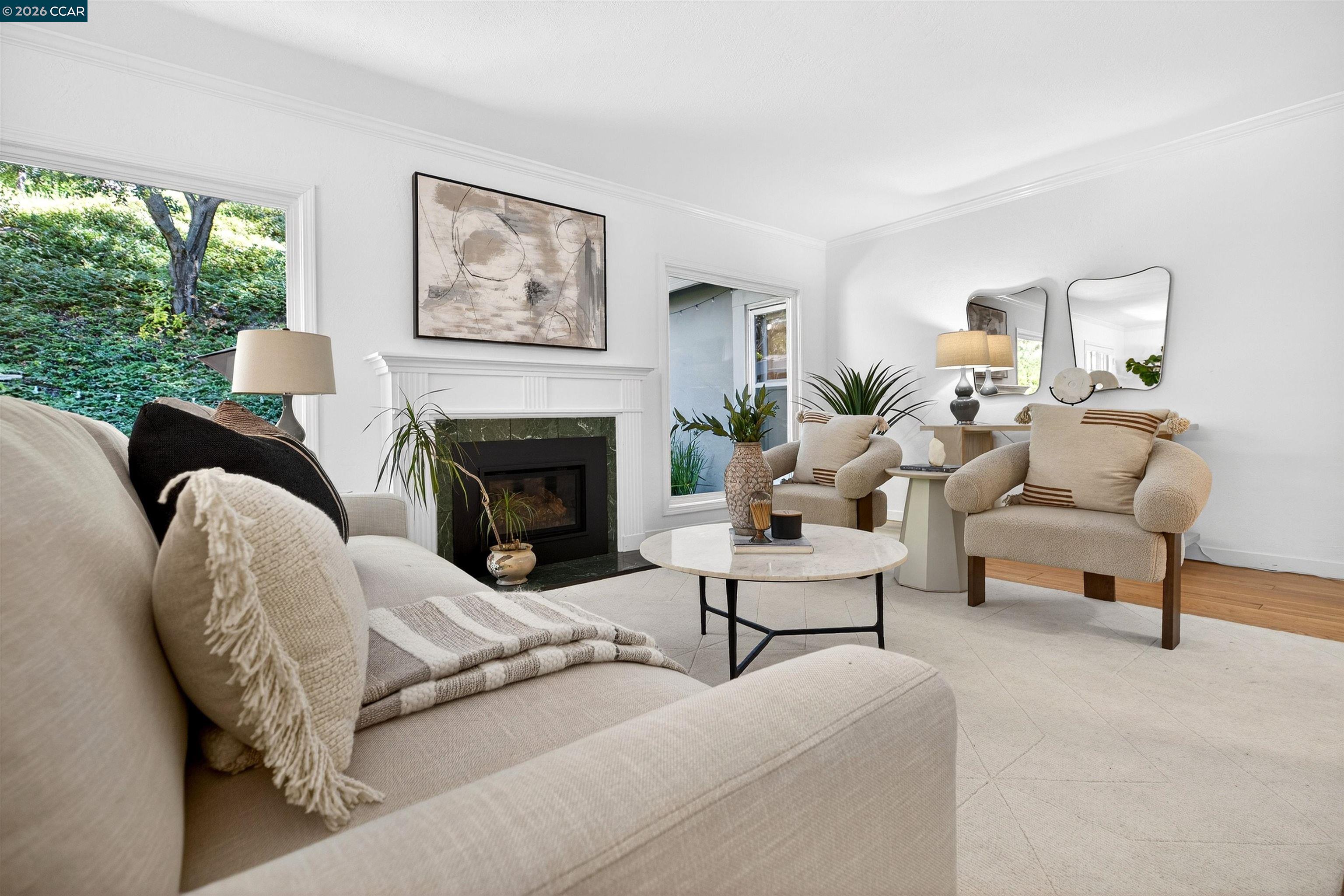 Detail Gallery Image 7 of 24 For 27 Glorietta Ct, Orinda,  CA 94563 - 4 Beds | 3 Baths