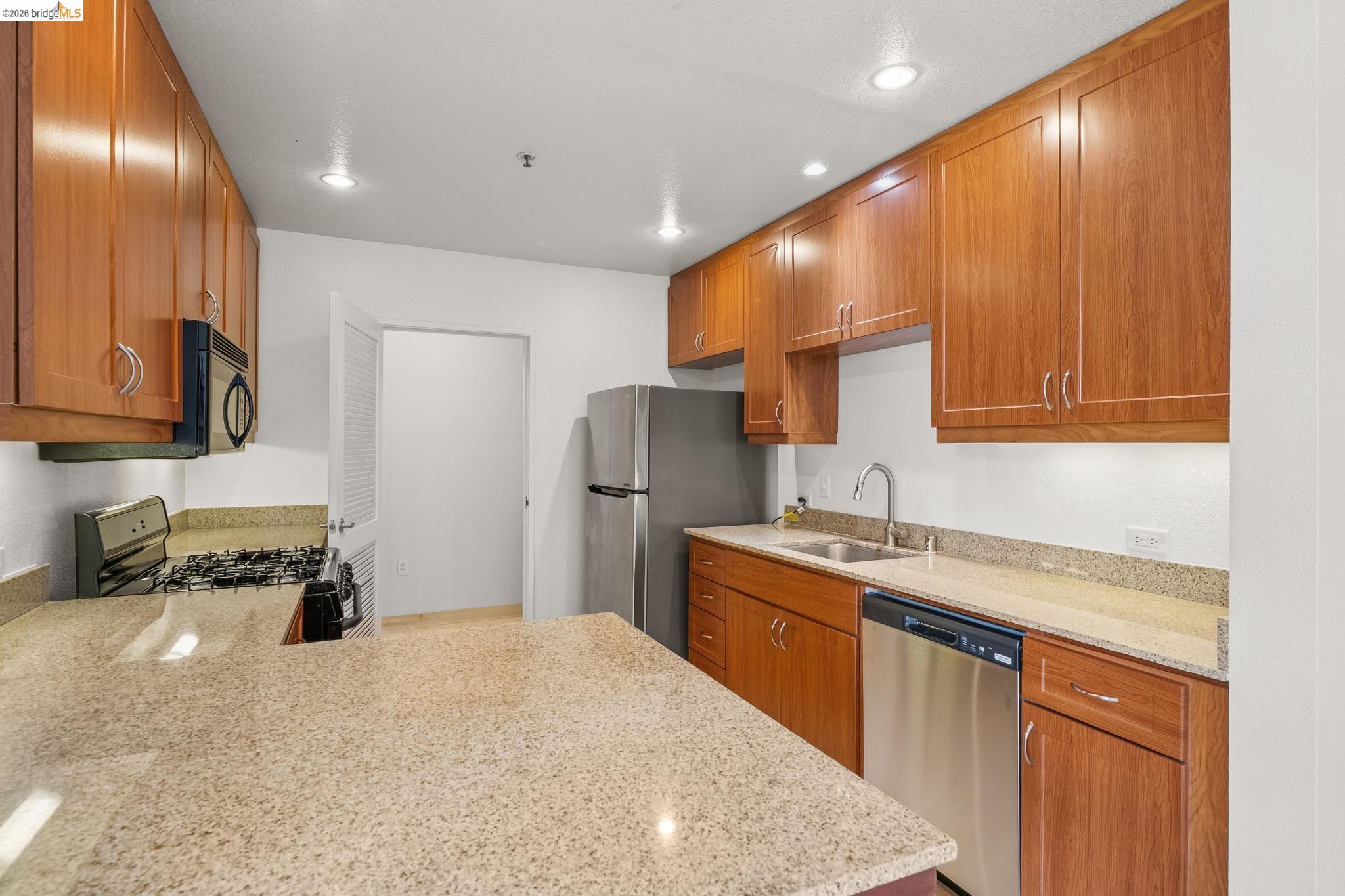 Photo #21: 41127112 Listing: Photo #21