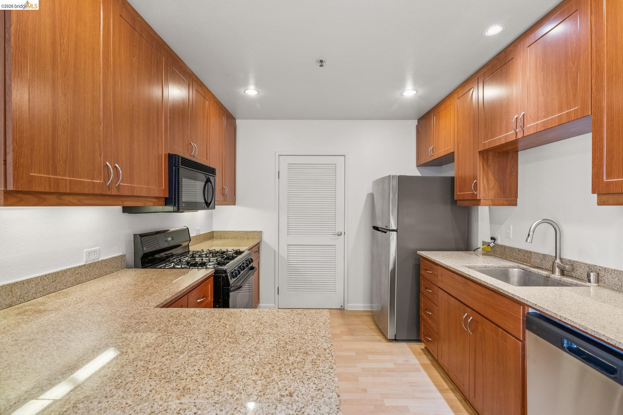 Photo #22: 41127112 Listing: Photo #22