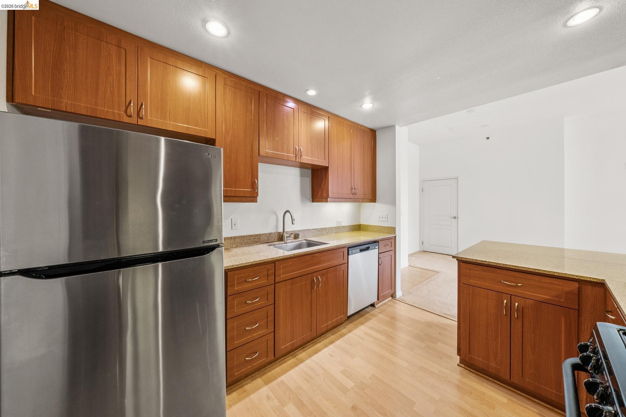 Photo #24: 41127112 Listing: Photo #24