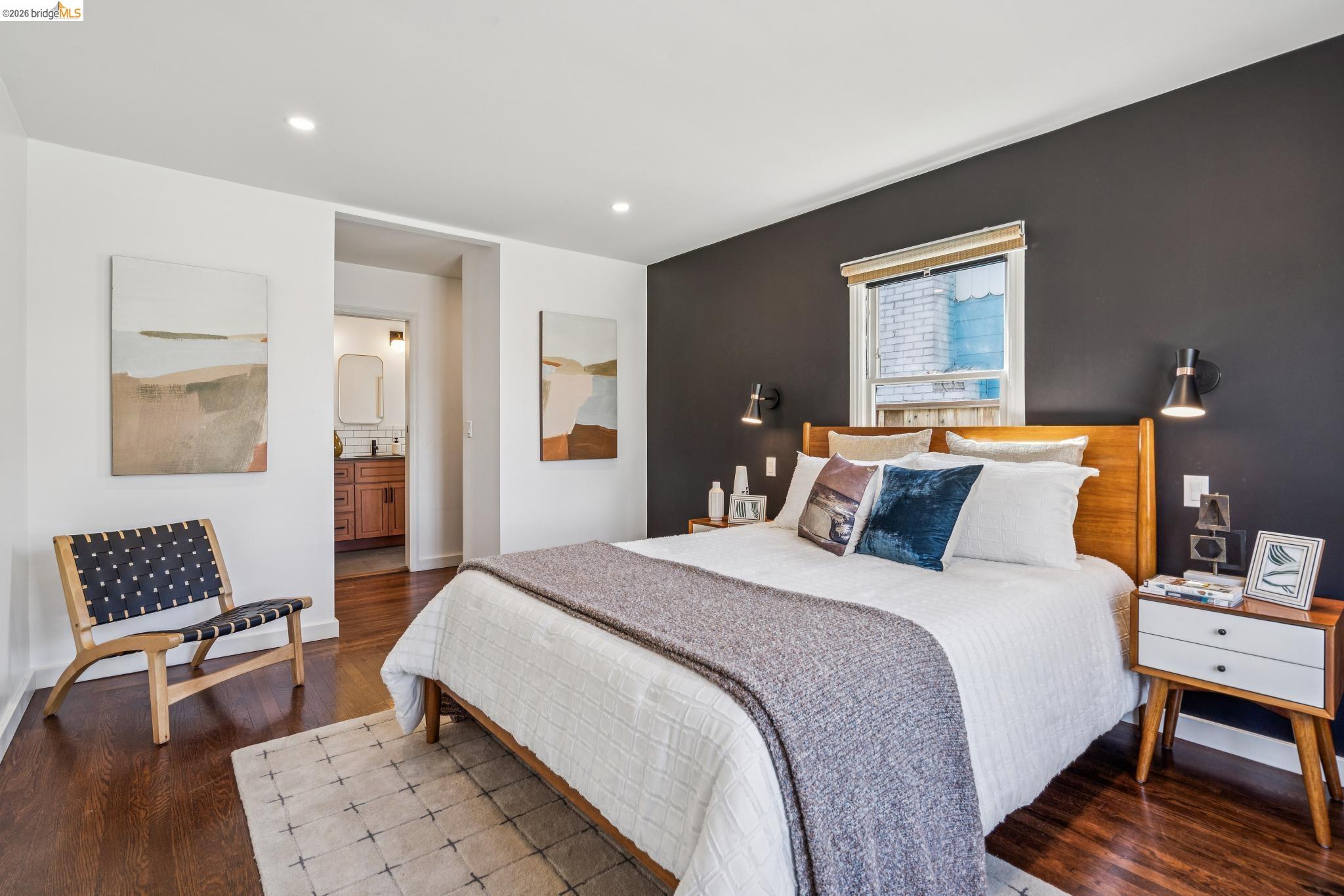 Detail Gallery Image 16 of 48 For 1550 Havenscourt Blvd, Oakland,  CA 94621 - – Beds | – Baths