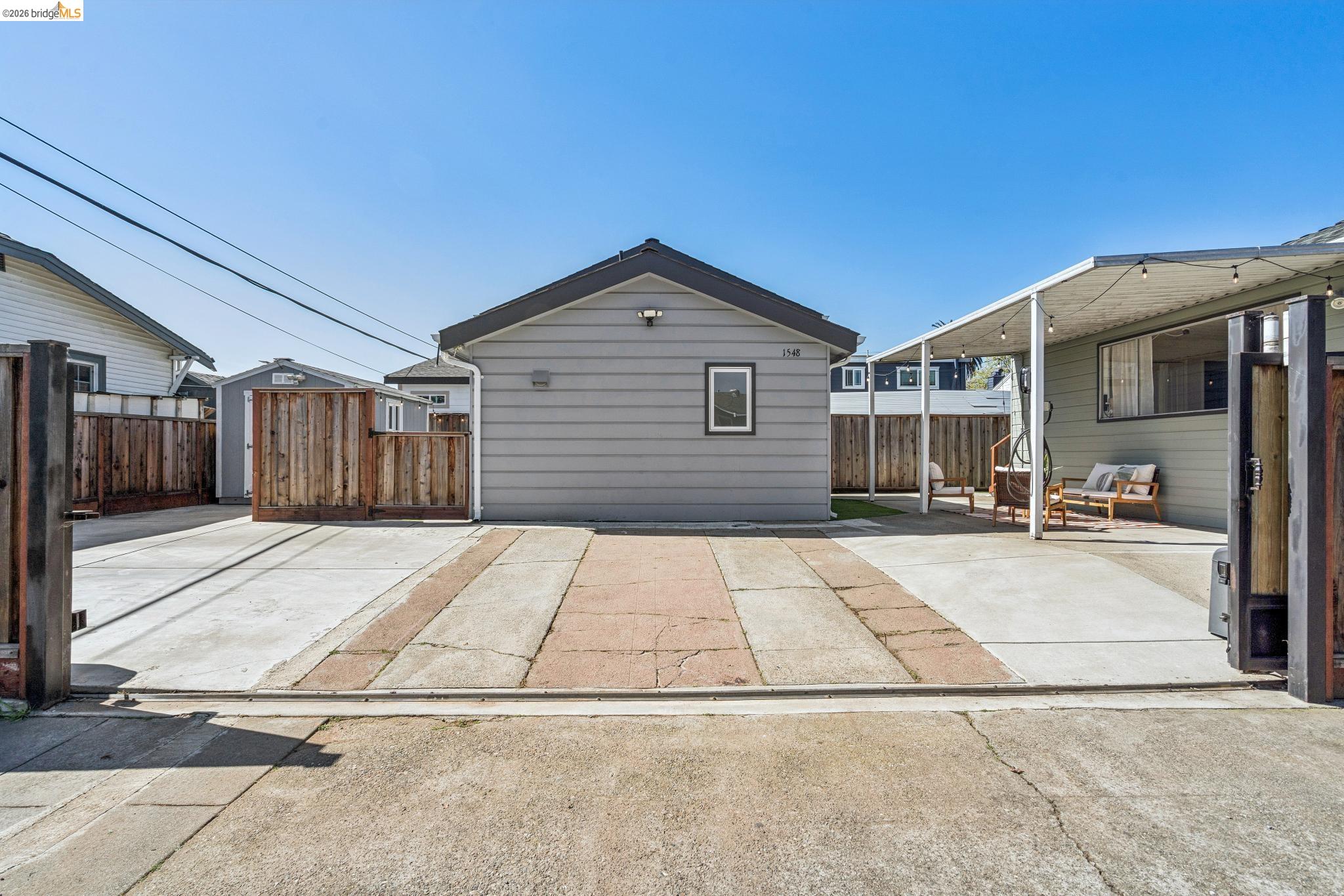 Detail Gallery Image 44 of 48 For 1550 Havenscourt Blvd, Oakland,  CA 94621 - – Beds | – Baths