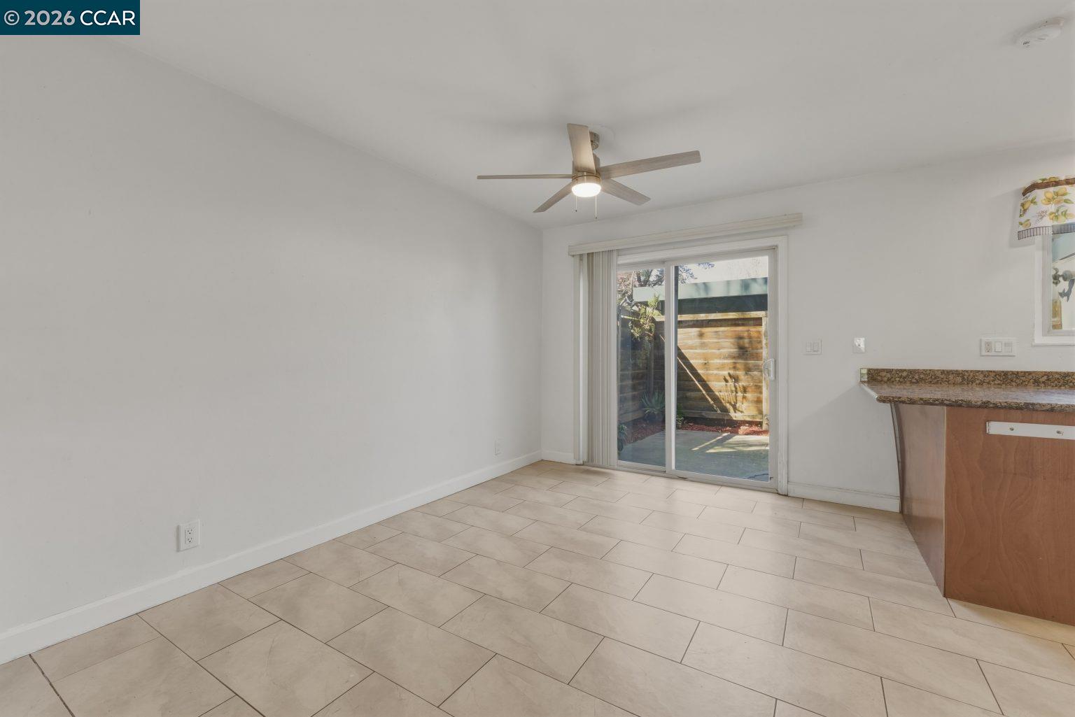 Detail Gallery Image 14 of 47 For 3825 Northwood Dr a,  Concord,  CA 94520 - 3 Beds | 2 Baths