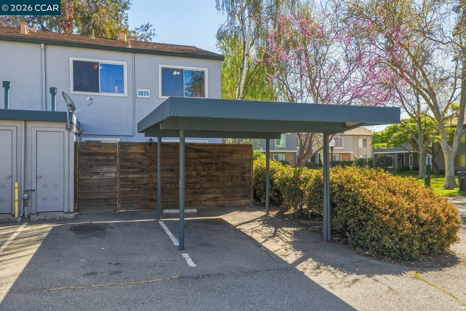 Photo #3: 41127114 Listing: Photo #3