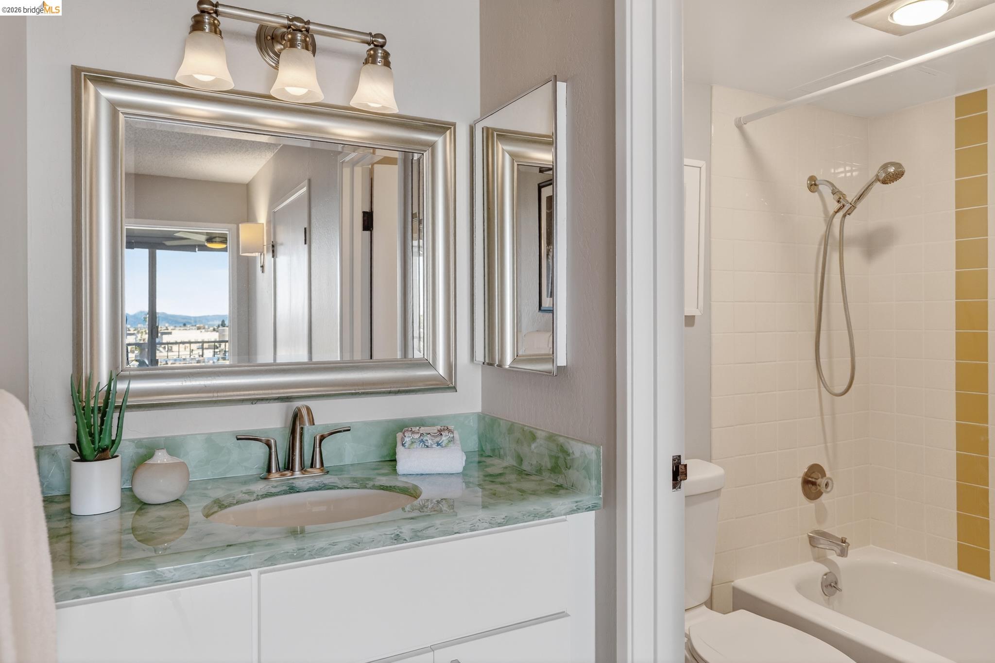 Photo #22: 41127115 Listing: Photo #22