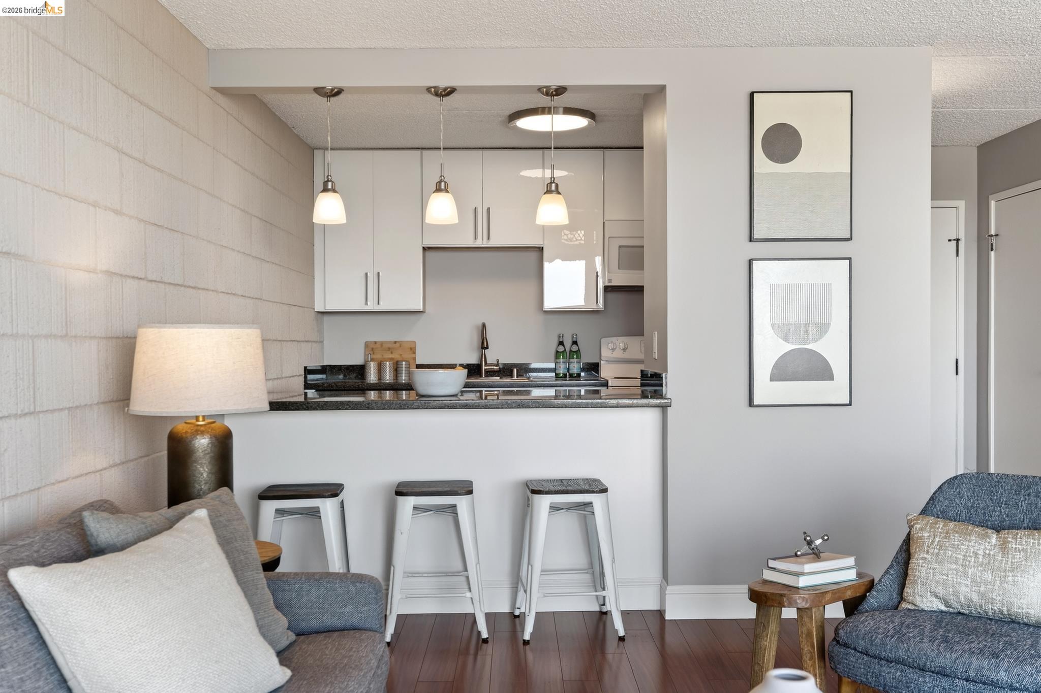 Photo #10: 41127115 Listing: Photo #10