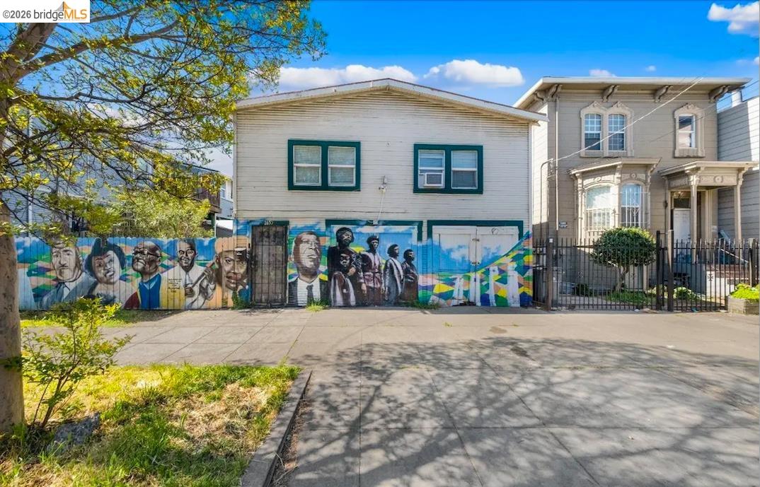 Detail Gallery Image 11 of 11 For 1653-1655 8th Street, Oakland,  CA 94607 - – Beds | – Baths