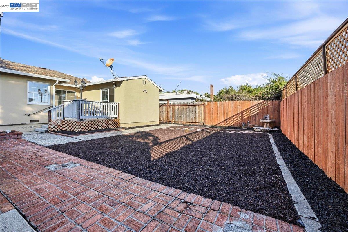 Detail Gallery Image 37 of 42 For 17790 via Arriba, San Lorenzo,  CA 94580 - 3 Beds | 2 Baths