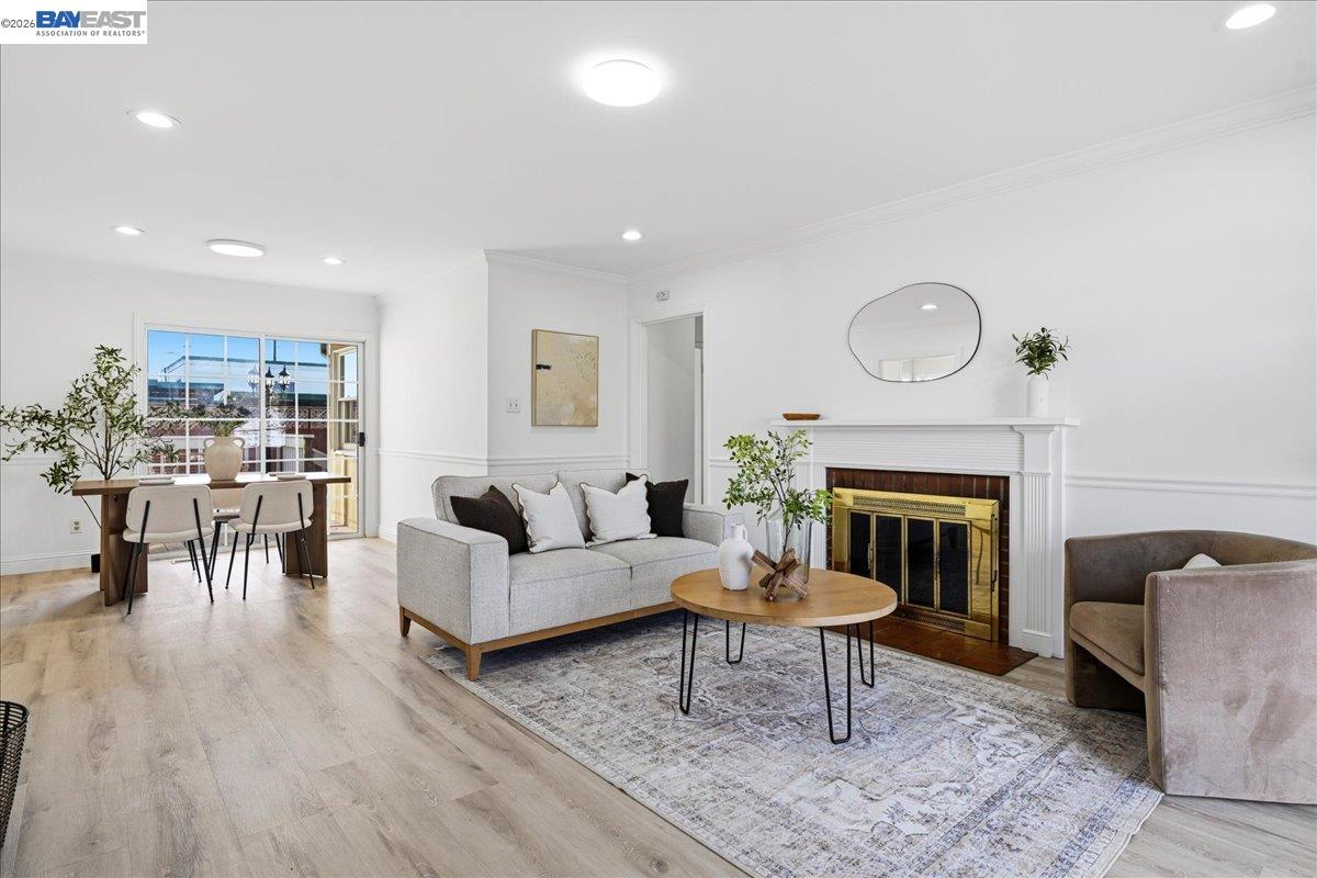 Detail Gallery Image 9 of 42 For 17790 via Arriba, San Lorenzo,  CA 94580 - 3 Beds | 2 Baths