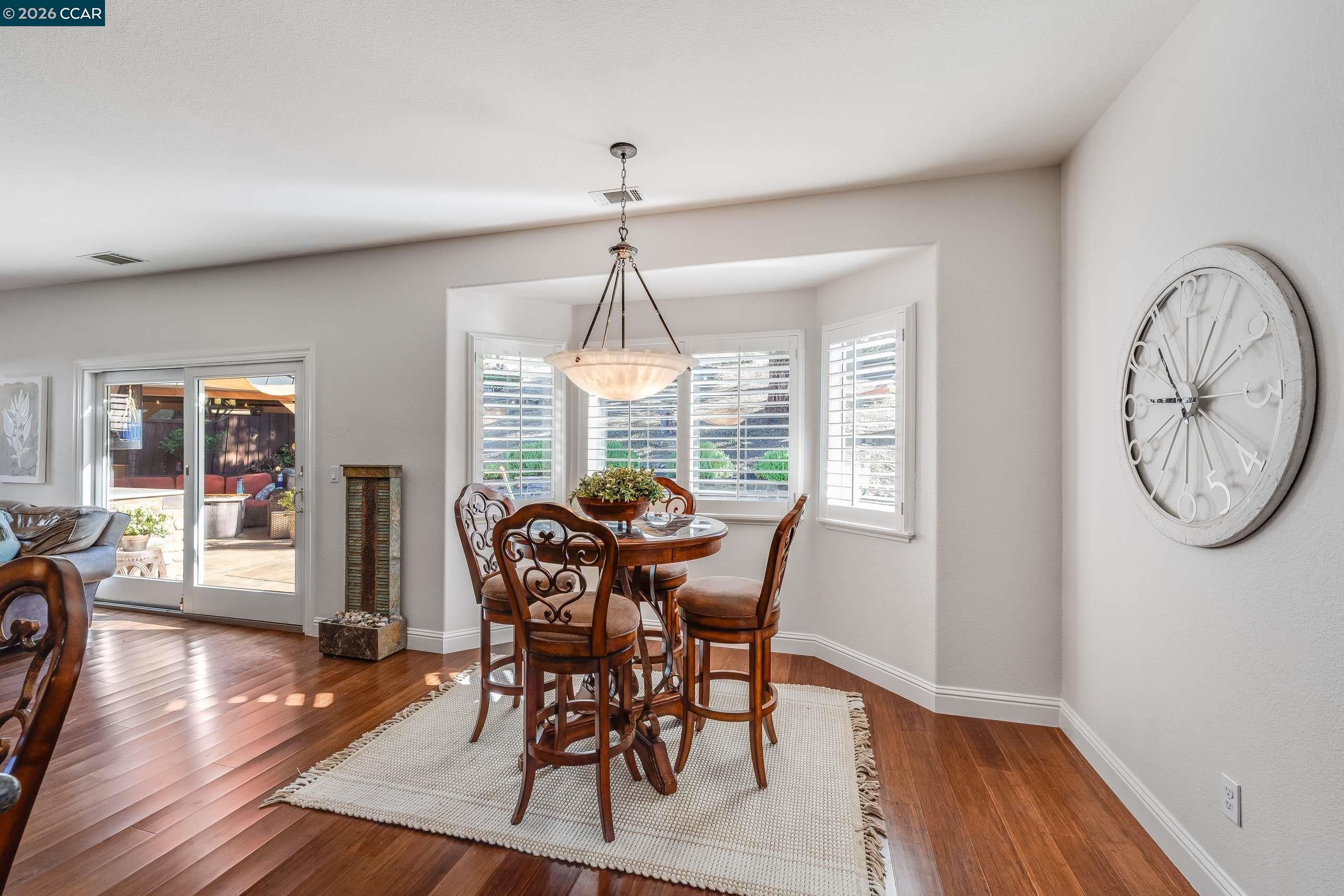 Detail Gallery Image 15 of 58 For 25 Westbourne Court, Danville,  CA 94506 - 5 Beds | 3 Baths