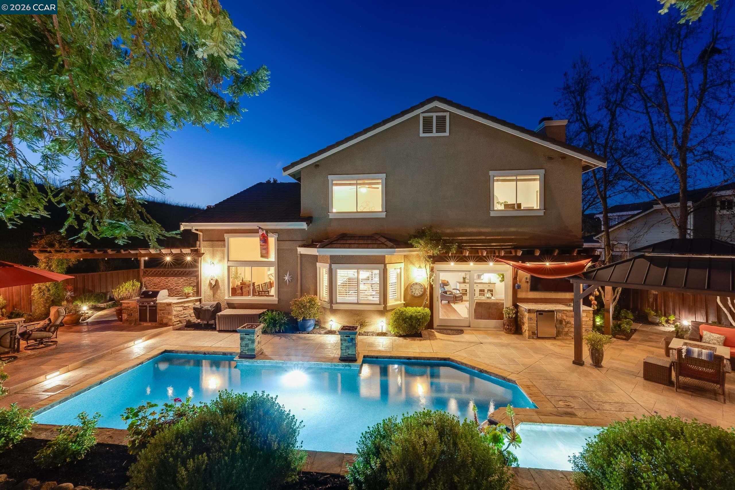 Detail Gallery Image 31 of 58 For 25 Westbourne Court, Danville,  CA 94506 - 5 Beds | 3 Baths