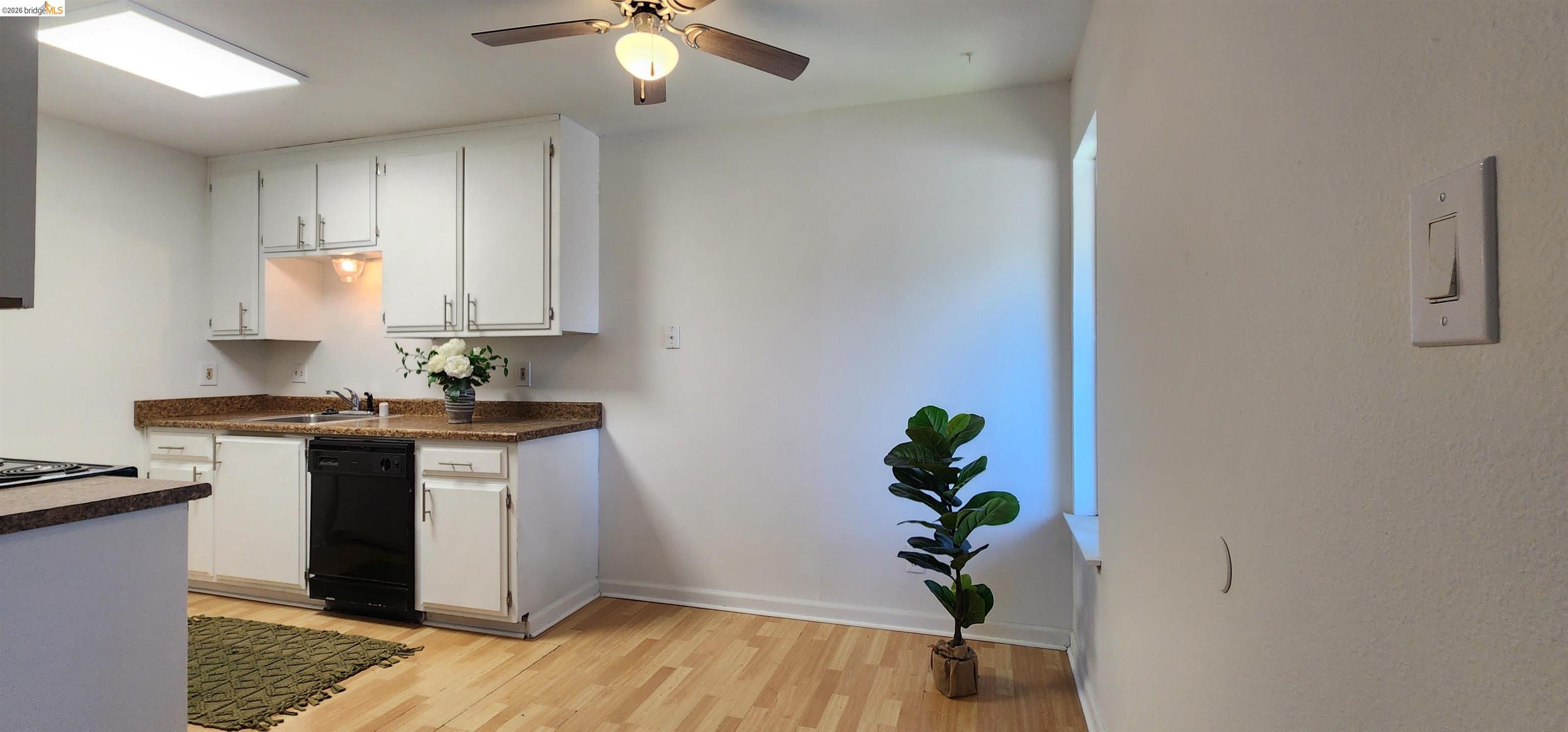 Detail Gallery Image 9 of 9 For 3702 W Benjamin Holt Dr #24,  Stockton,  CA 95219 - 1 Beds | 1 Baths