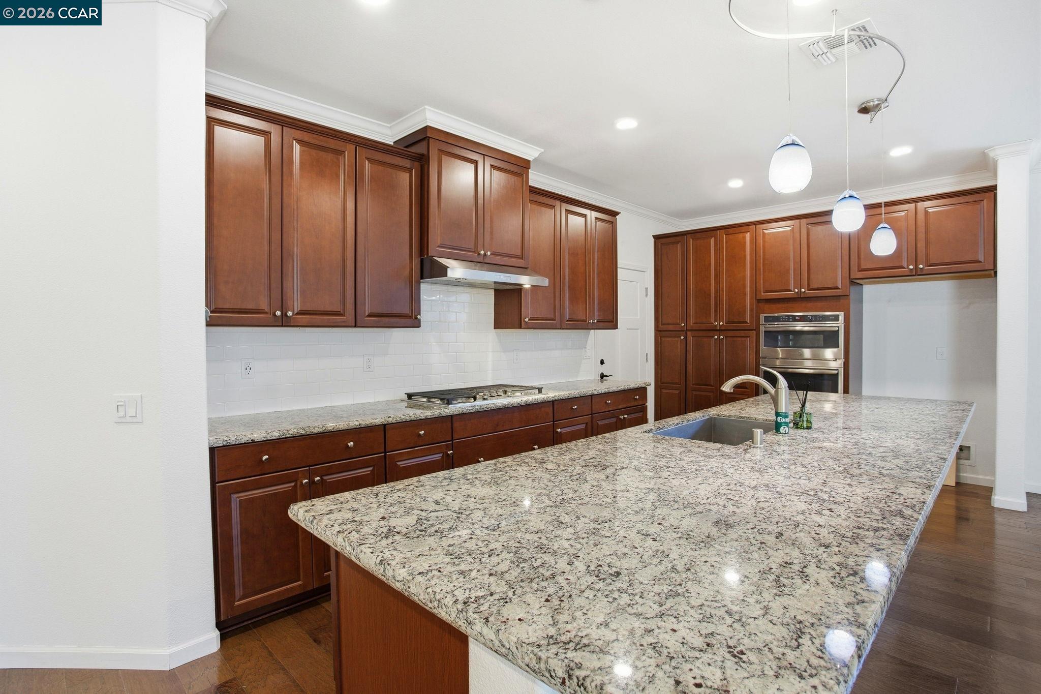 Detail Gallery Image 4 of 31 For 9229 Thimbleberry Drive, Sacramento,  CA 95829 - 2 Beds | 2 Baths