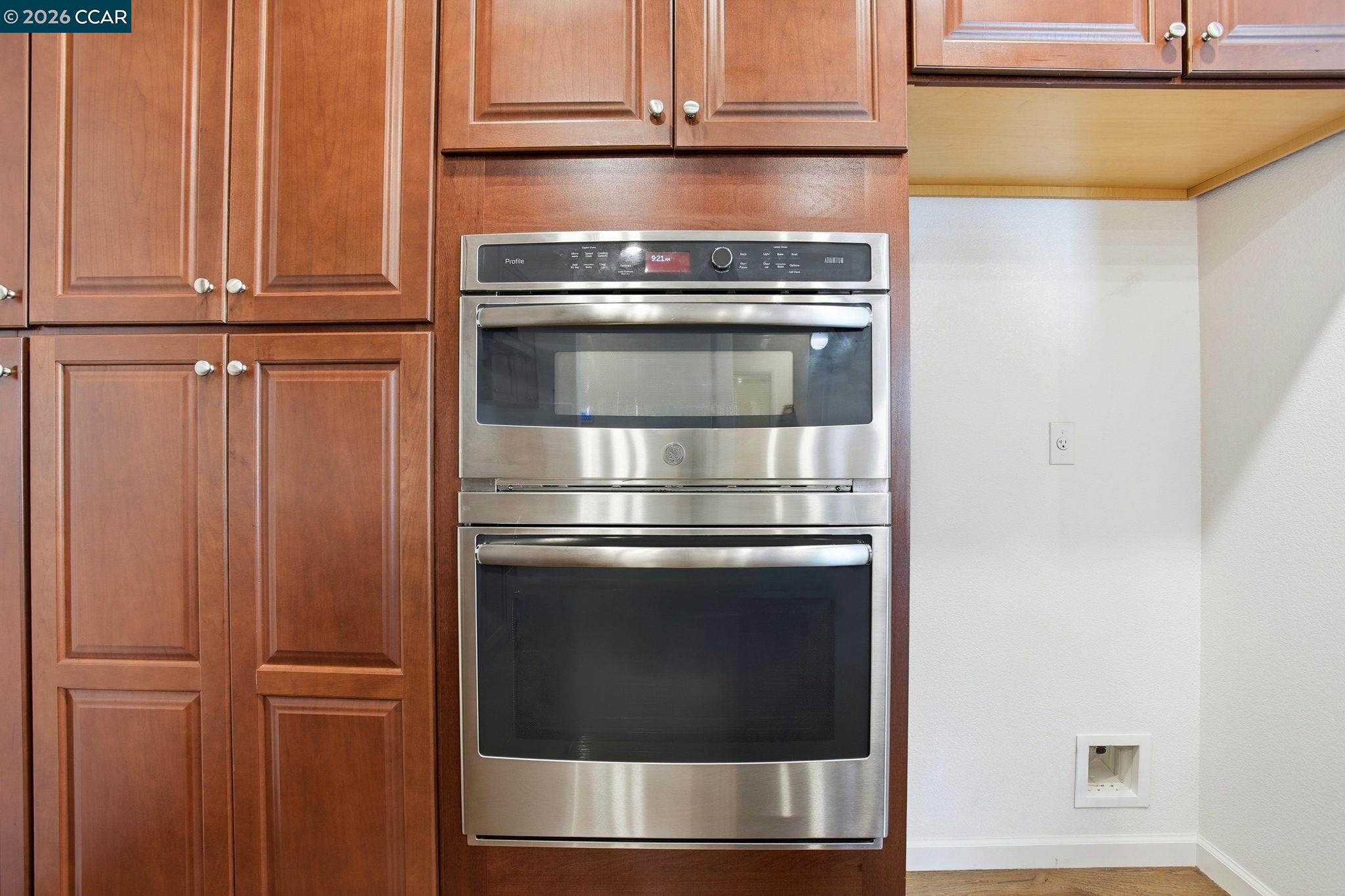 Detail Gallery Image 5 of 31 For 9229 Thimbleberry Drive, Sacramento,  CA 95829 - 2 Beds | 2 Baths